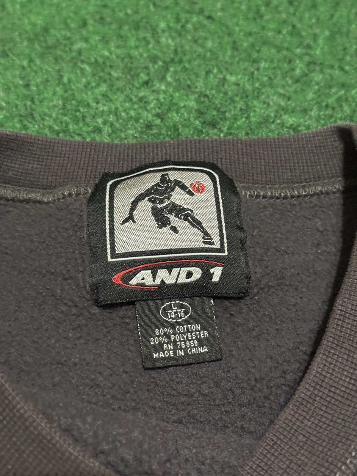 Vintage Vintage 90s And1 Basketball Womens Xs Faded Sweatshirt Size XS / US 0-2 / IT 36-38 - 5 Thumbnail