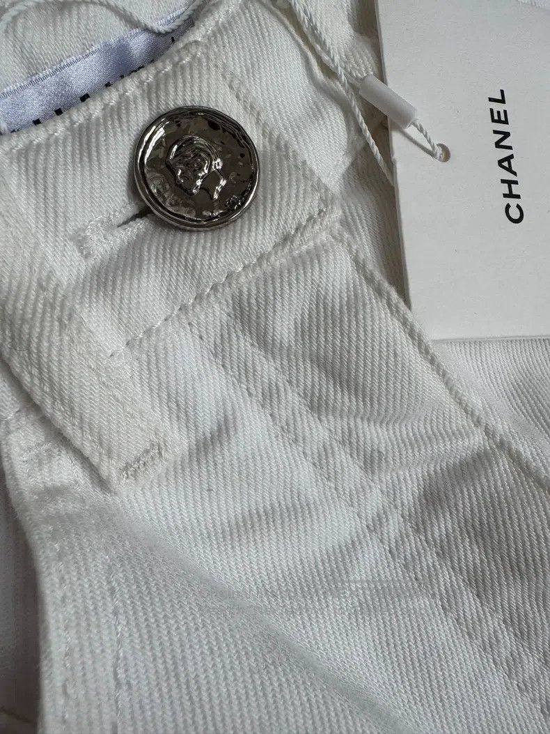 Chanel Chanel White pearl sequined tassel jeans Size 24" / US 00 / IT 34 - 4 Thumbnail