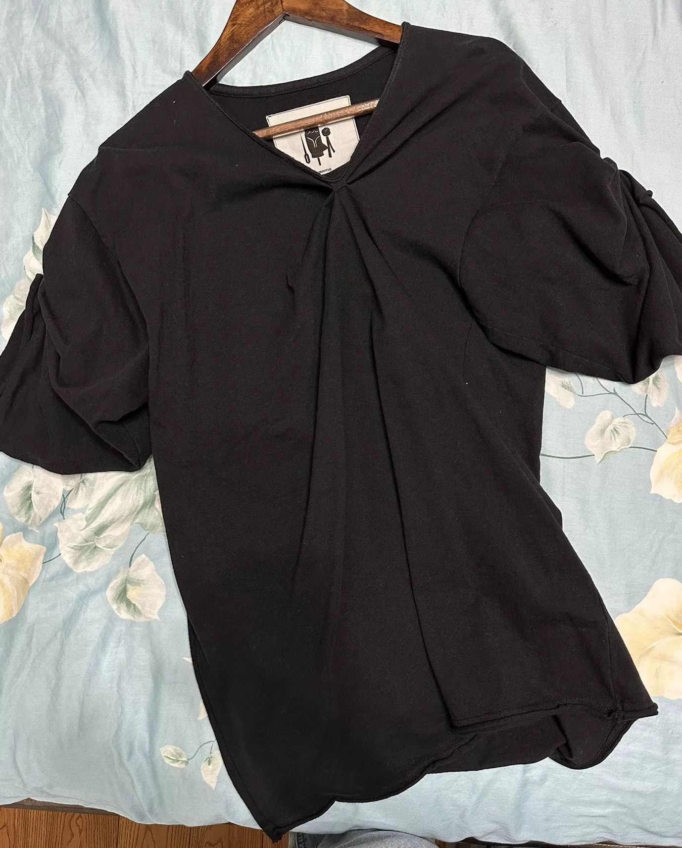 Aganovich AGANOVICH Short Sleeve Black Top Size S / US 4 / IT 40 - 1 Thumbnail