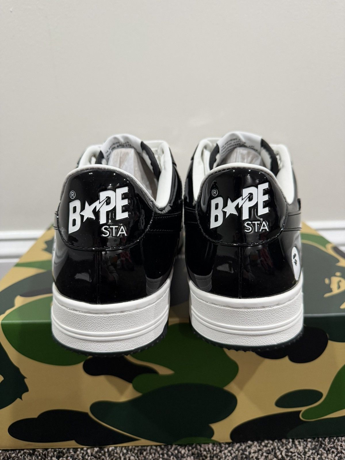 Bape A Bathing Ape Bapesta Patent Leather Black/White Sneaker Size US 9.5 / EU 42-43 - 5 Thumbnail