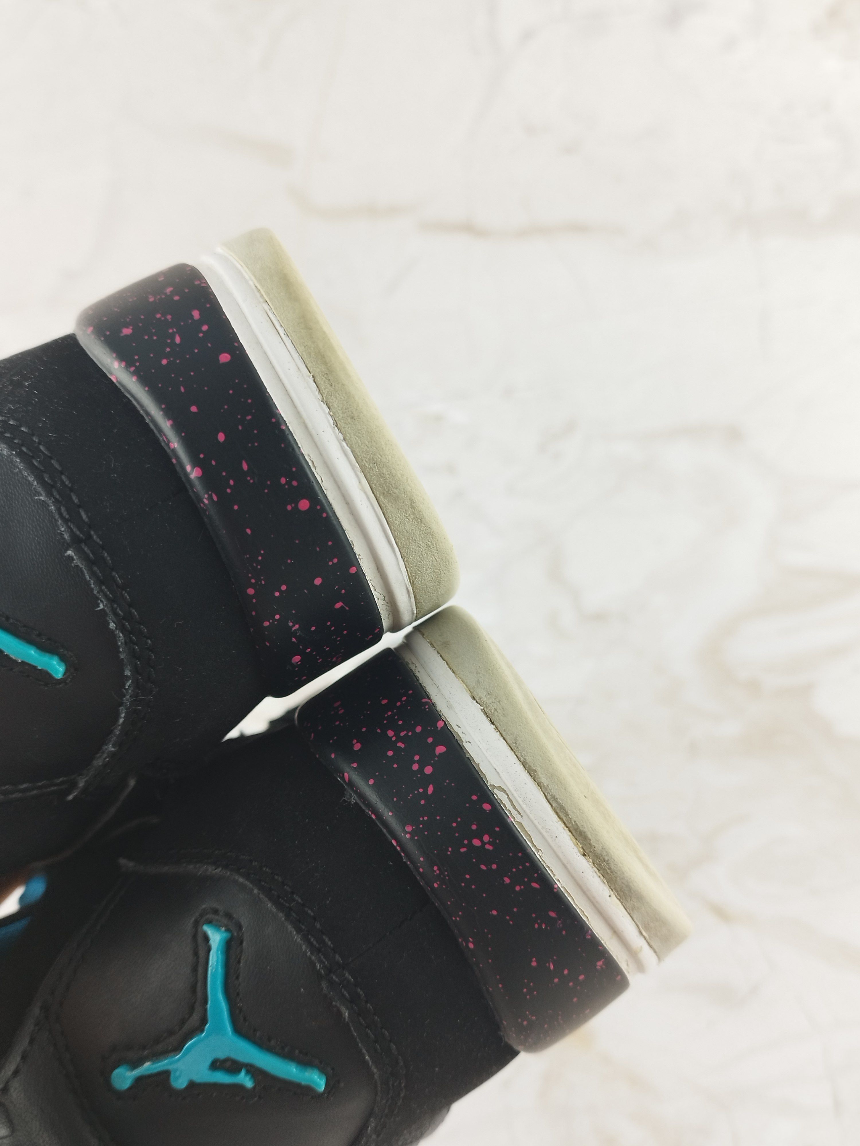 Jordan Brand Jordan Retro 4 GS Vivid pink Dynamic blue Size US 7 / IT 37 - 9 Thumbnail