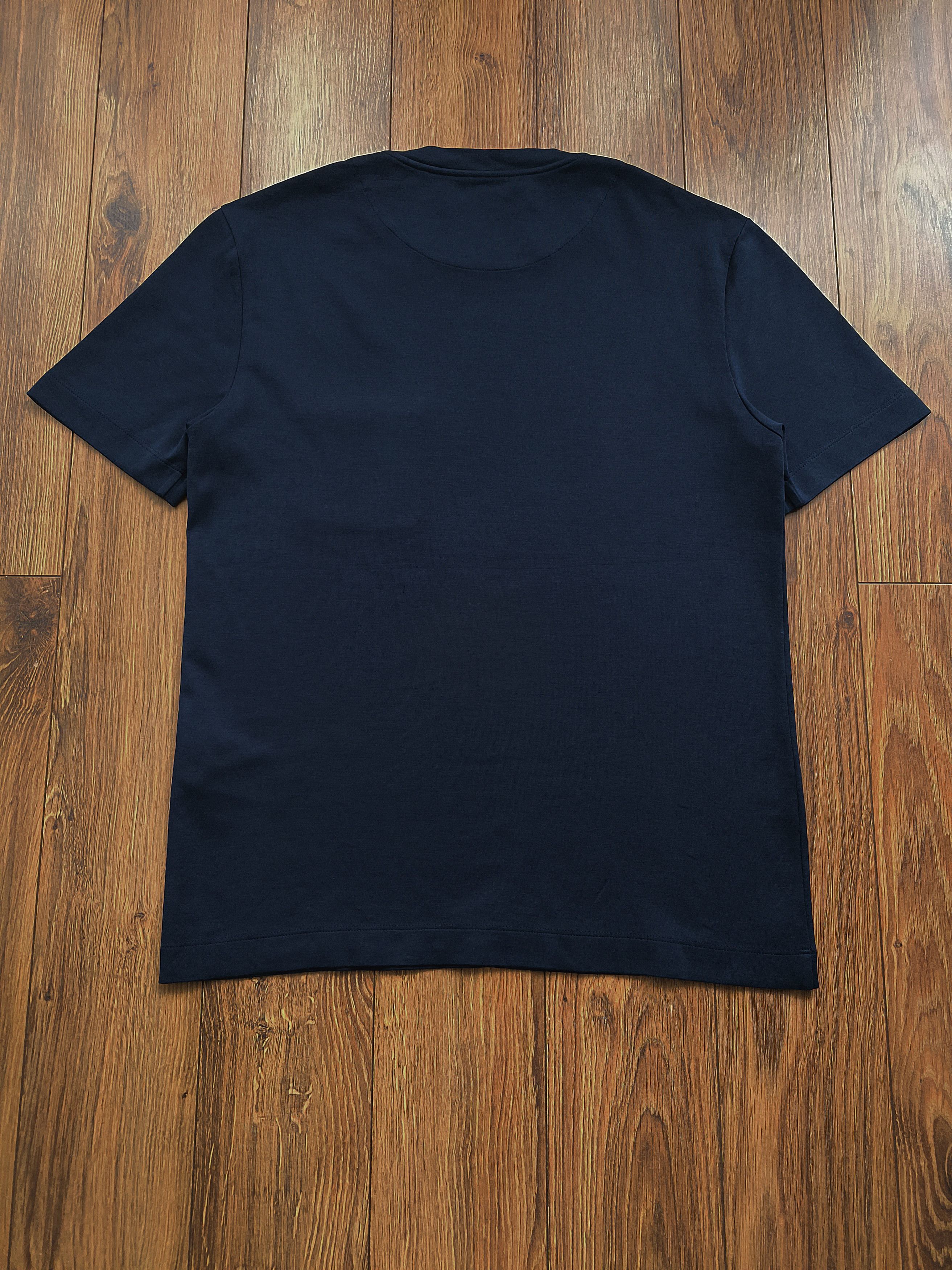 Louis Vuitton LV Navy Pocket Tee, XS, very good condition Size US XS / EU 42 / 0 - 2 Thumbnail