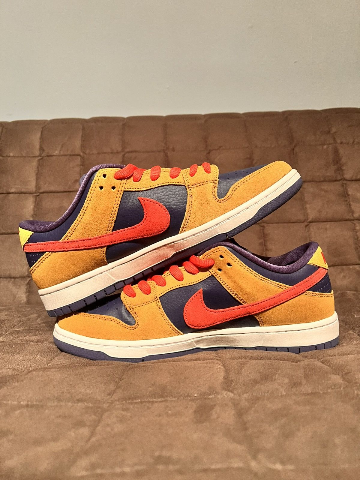 Nike DUNK LOW SB 'REVERSE PAPA BEAR' Size US 9 / EU 42 - 3 Thumbnail