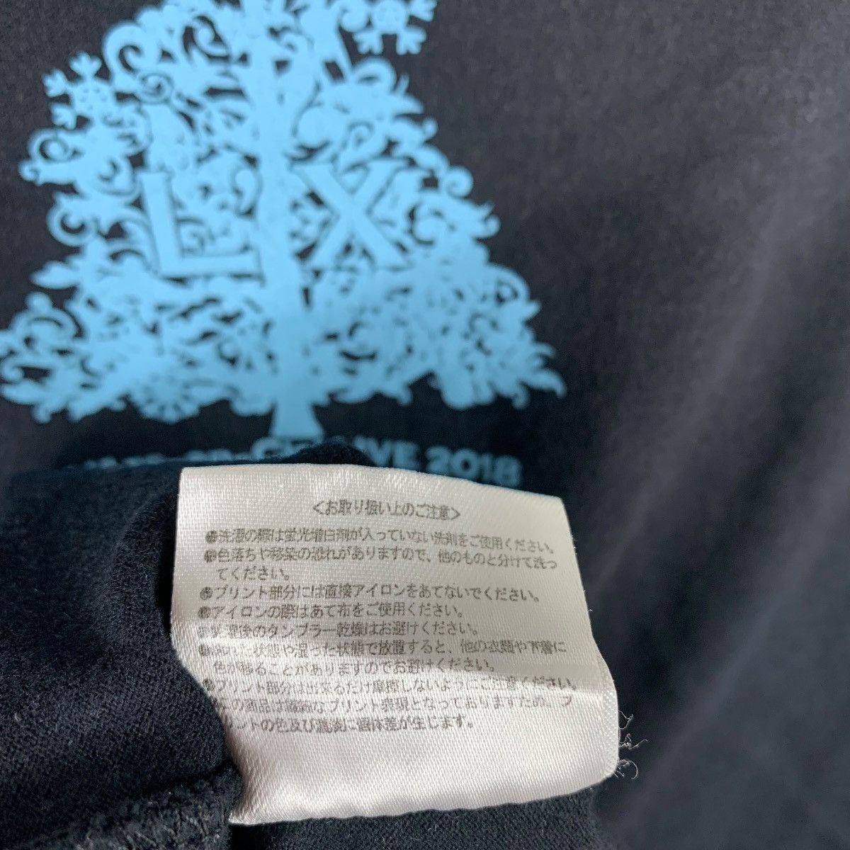 Other L'Arc~en~Ciel "L'ArChristmas" LIVE 2018 Concert Tee Size US S / EU 44-46 / 1 - 11 Thumbnail