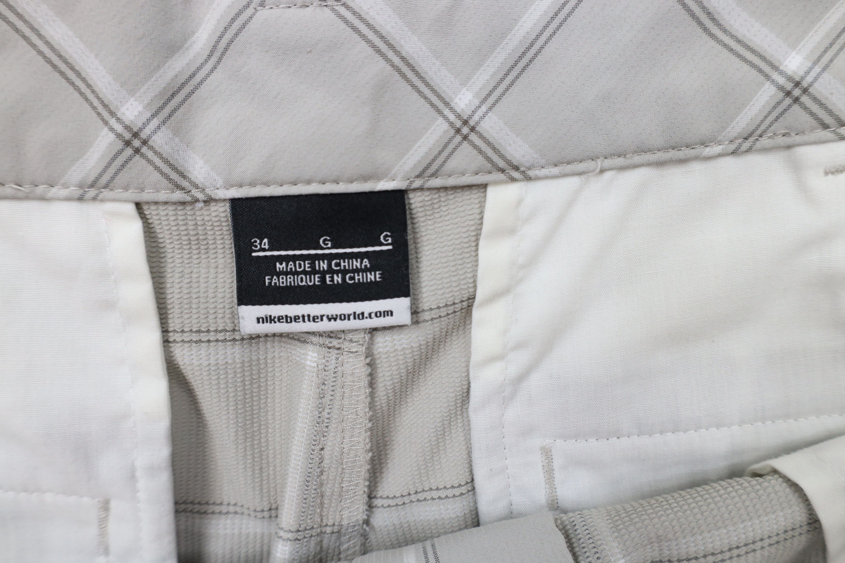 Nike × Vintage Nike Golf Front Golfing Chino Shorts Gray Plaid Polyester Size US 34 / EU 50 - 7 Thumbnail