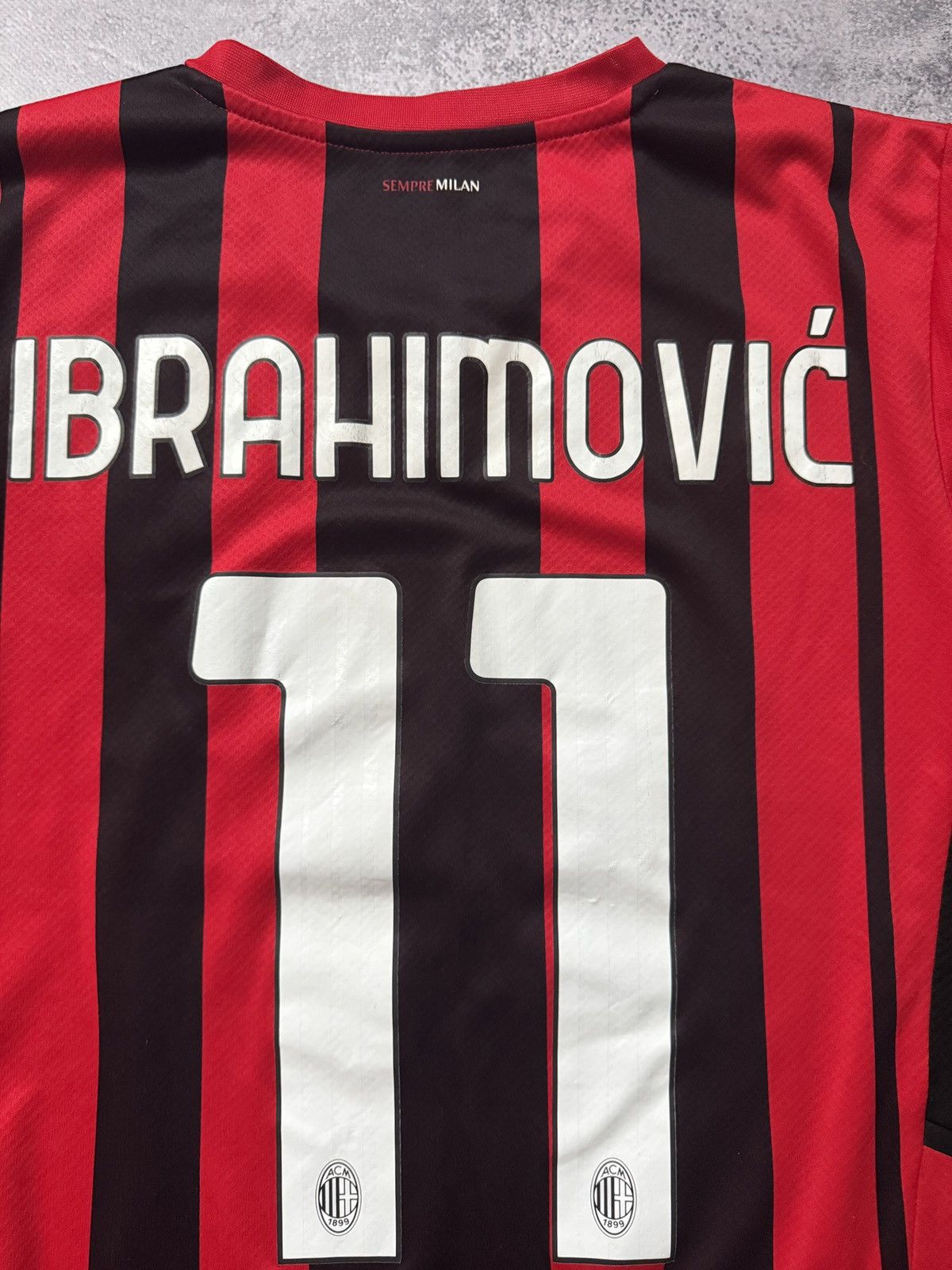 Puma MILAN 2021 2022 JERSEY PUMA IBRAHIMOVIC #11 Size US S / EU 44-46 / 1 - 8 Thumbnail