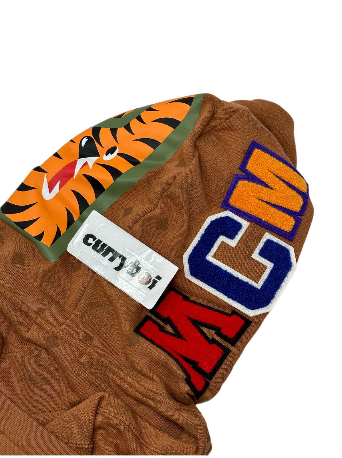 Bape × MCM BAPE x MCM Shark Pullover Hoodie Brown Size US S / EU 44-46 / 1 - 9 Thumbnail