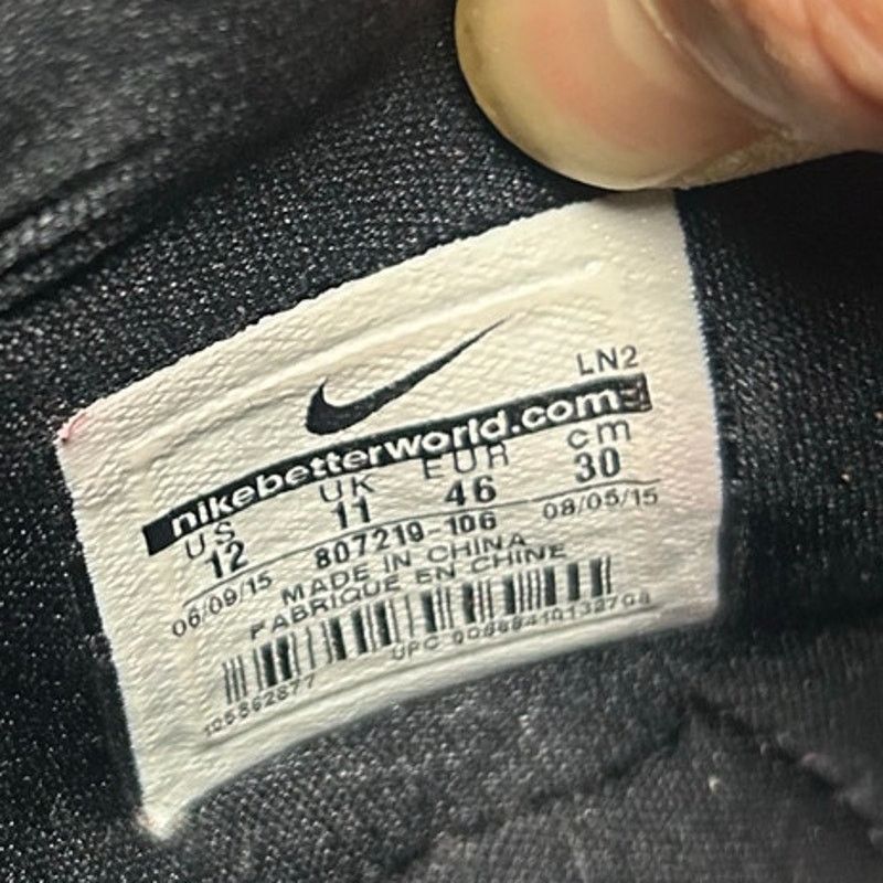 Nike Nike LeBron Friday The 13th - 807219-106 Shoes Size US 12 / EU 45 - 7 Thumbnail