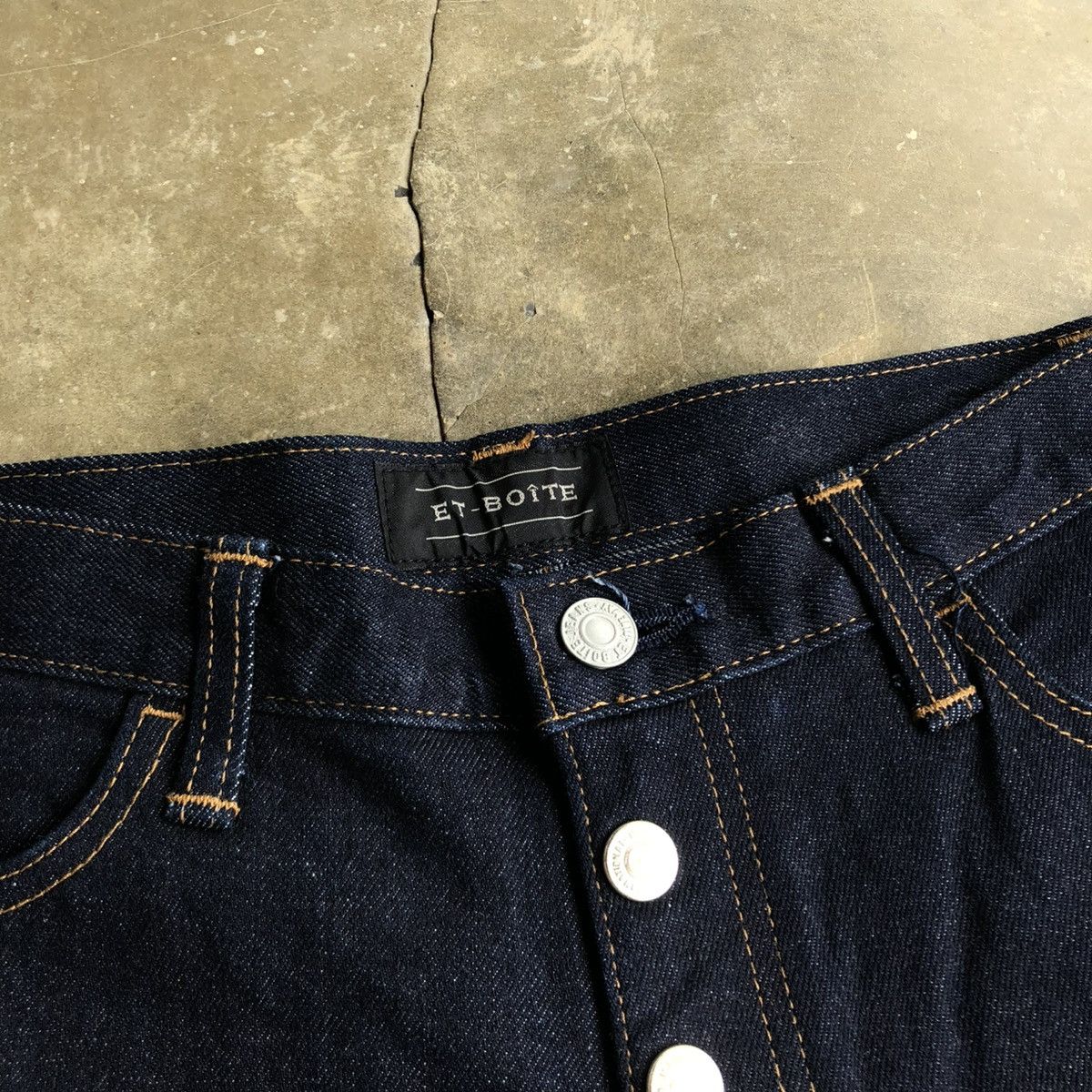 14th Addiction 2000s Et-Boite Button Raw Denim Flared Jeans Lgb Size US 26 / EU 42 - 11 Thumbnail