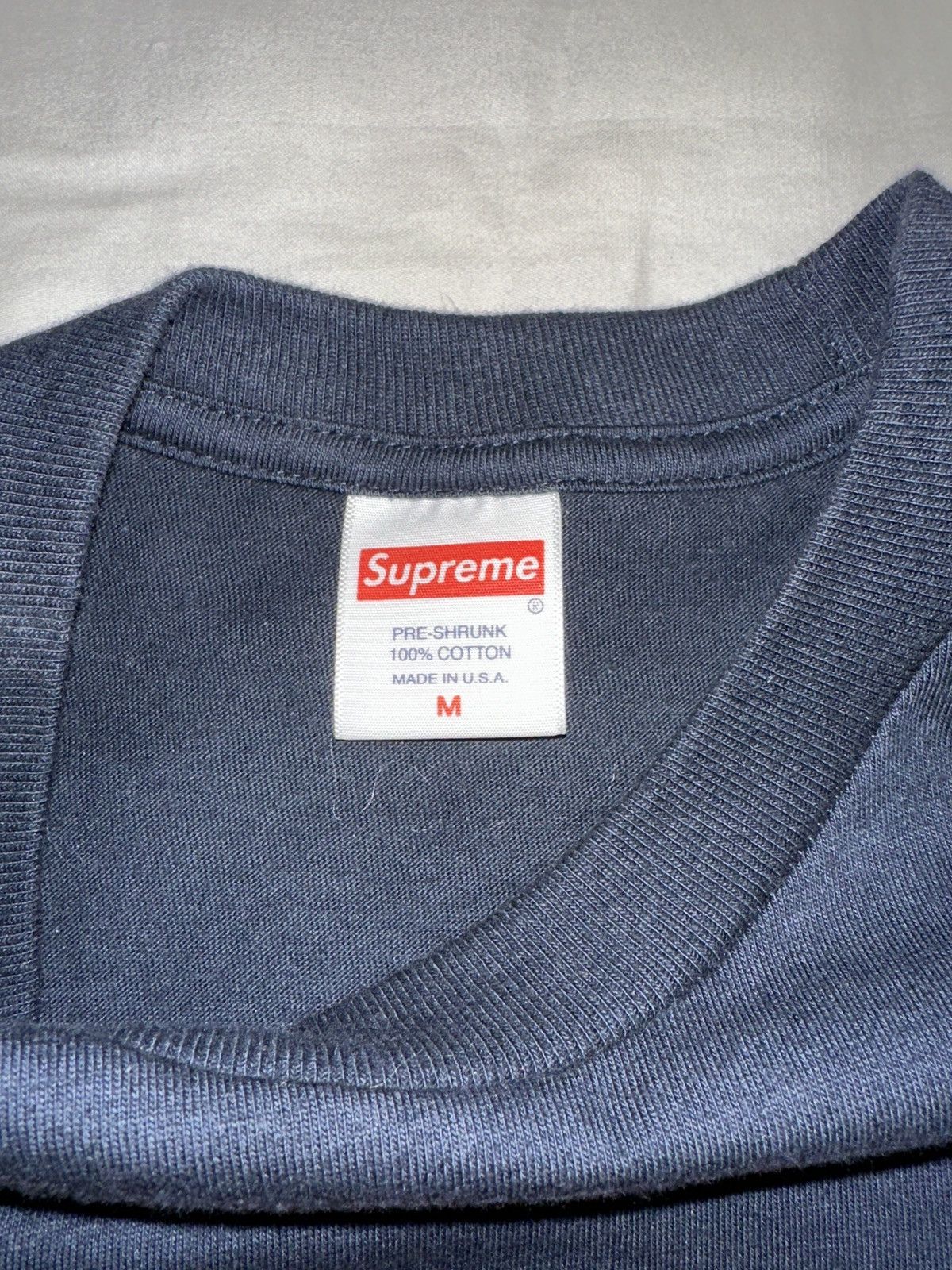 Supreme Navy Who is Supreme Shirt Size US M / EU 48-50 / 2 - 3 Thumbnail
