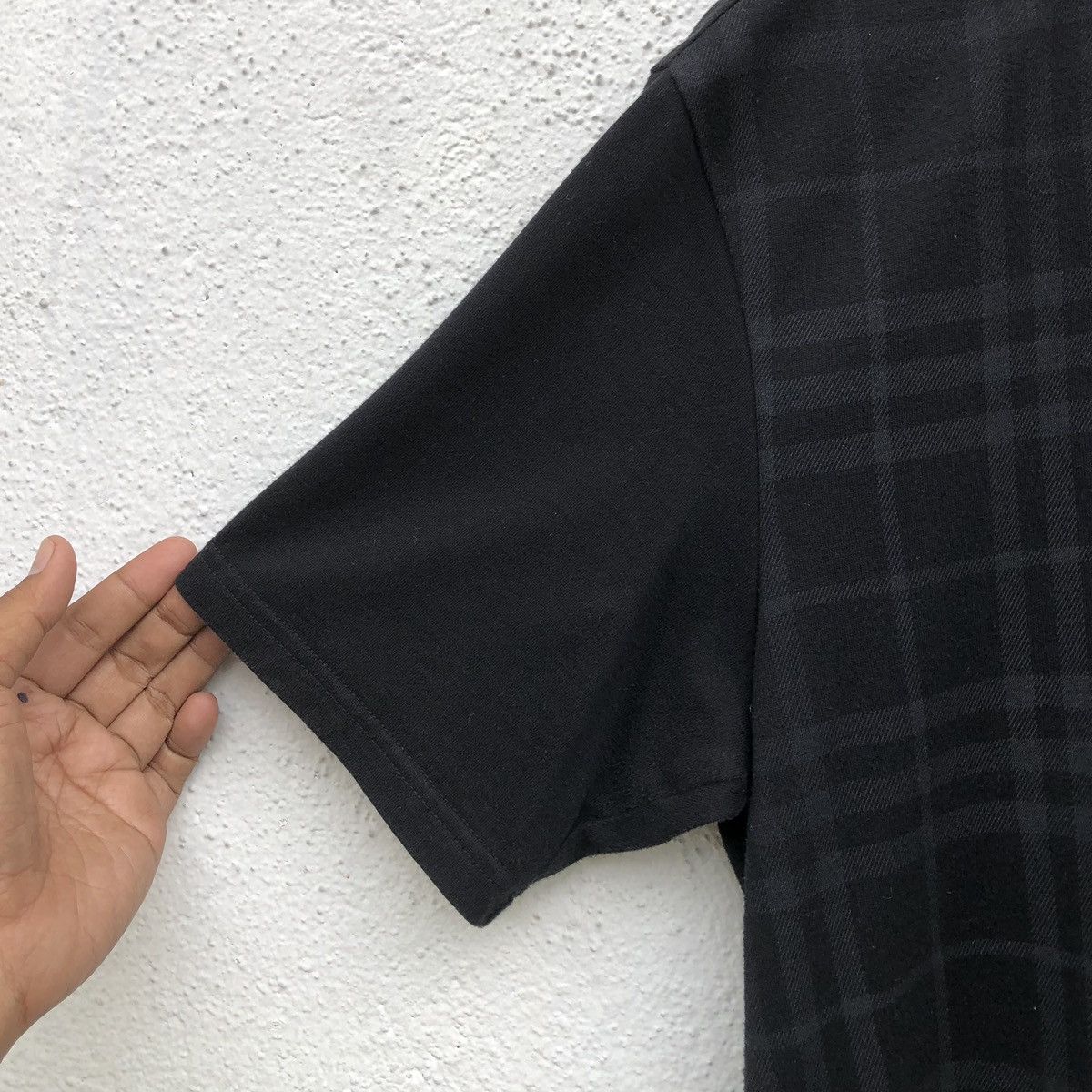 Burberry Burberry London Men’s Checked Black Shirt Size US M / EU 48-50 / 2 - 3 Thumbnail