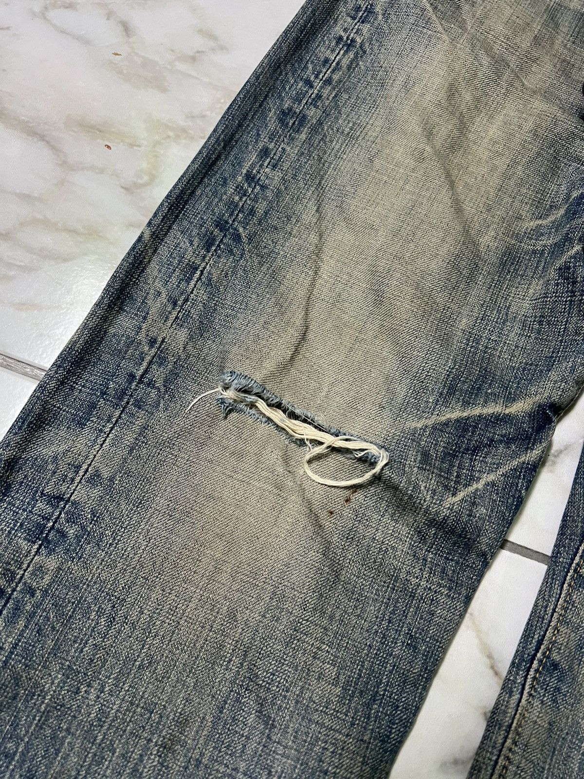 Eternal × If Six Was Nine × Le Grande Bleu (L.G.B.) 💥Vintage 90’s💥Eternal Mud Wash Distress Jeans Size US 30 / EU 46 - 4 Thumbnail