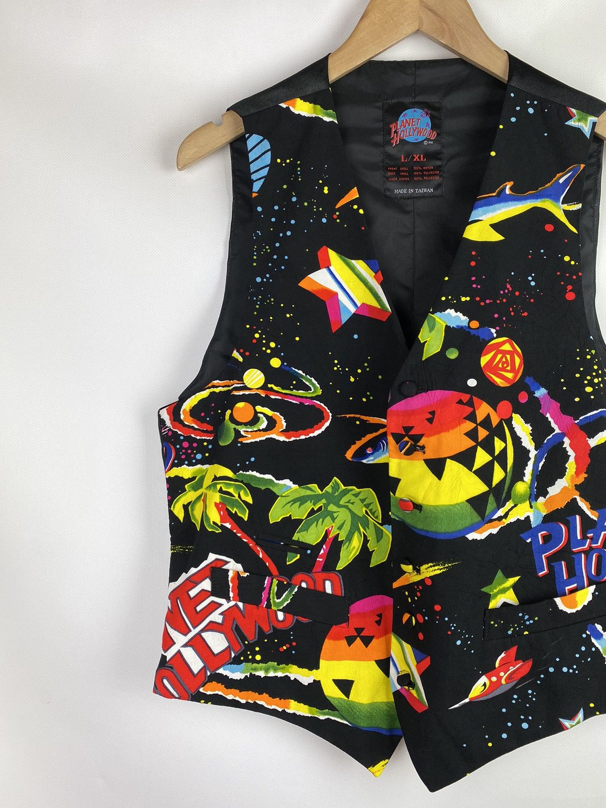Planet Hollywood Planet Hollywood vintage overprinted art vest gilet Size US L / EU 52-54 / 3 - 2 Thumbnail