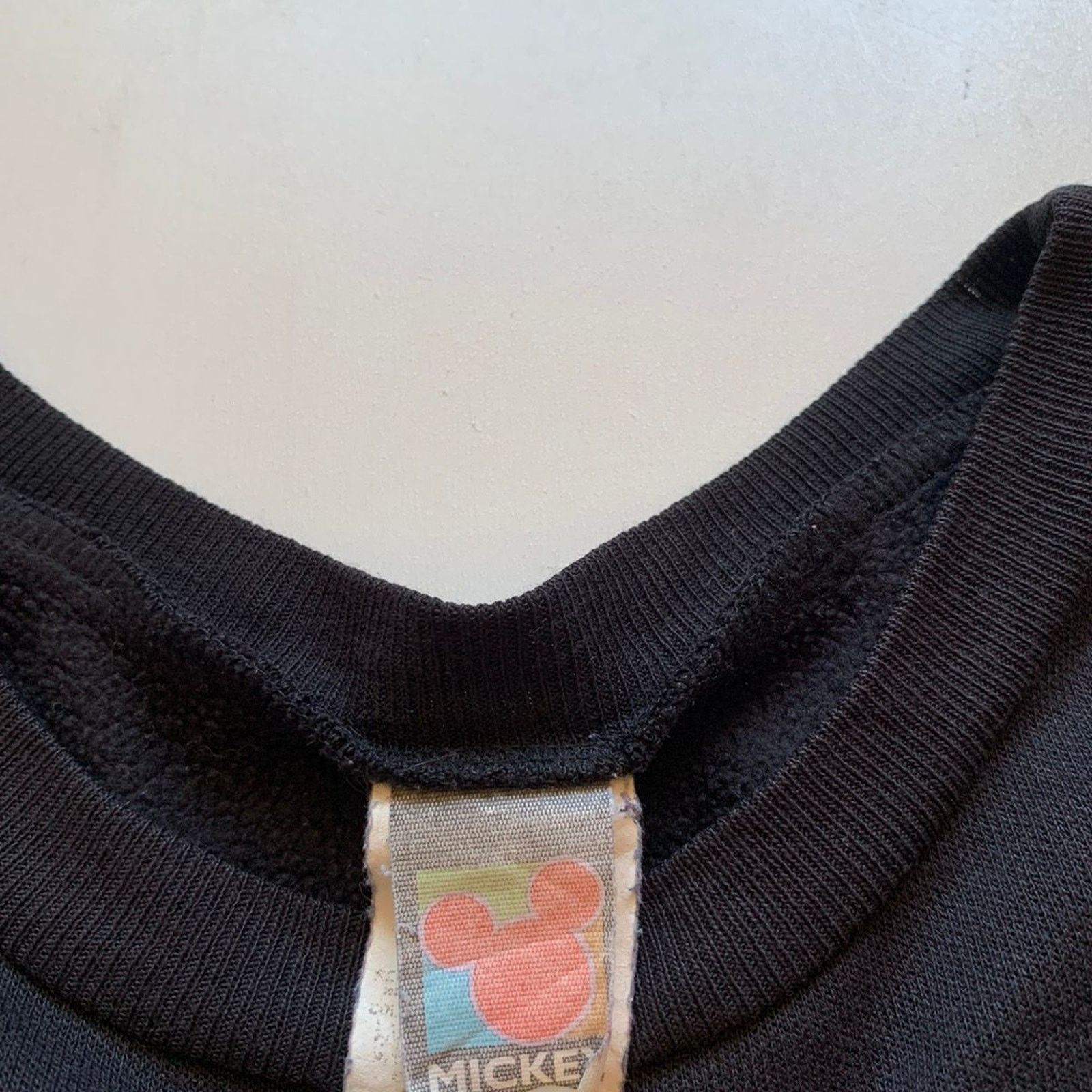 Disney Vintage 90s Mickey Mouse Disney Crewneck XL Embroidered Art Size US XL / EU 56 / 4 - 5 Thumbnail