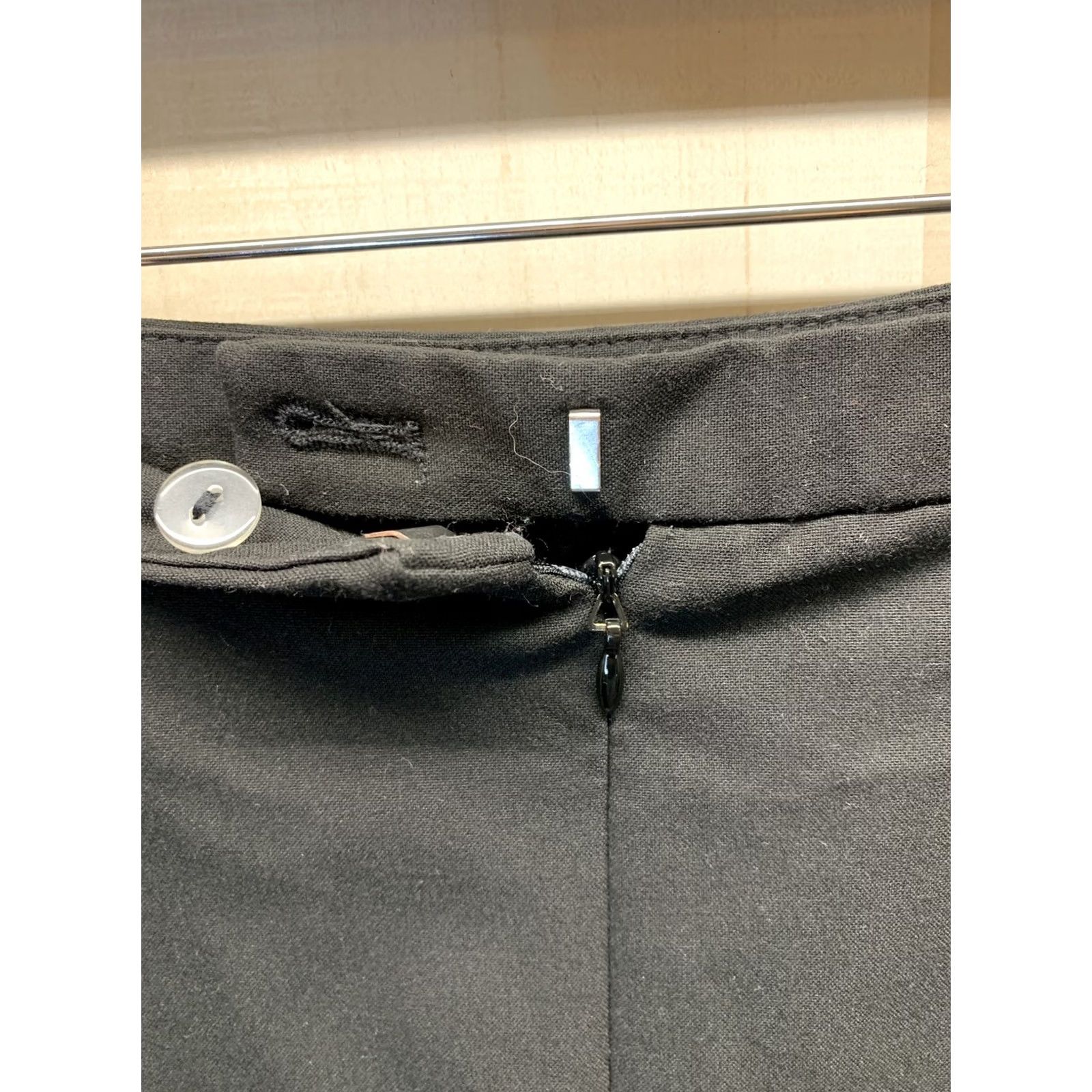 Gap Gap Pencil Skirt Black See Photos Slip Lined Work/Office/Business 10 Women’s SZ 10 Size 32" / US 10 / IT 46 - 3 Thumbnail