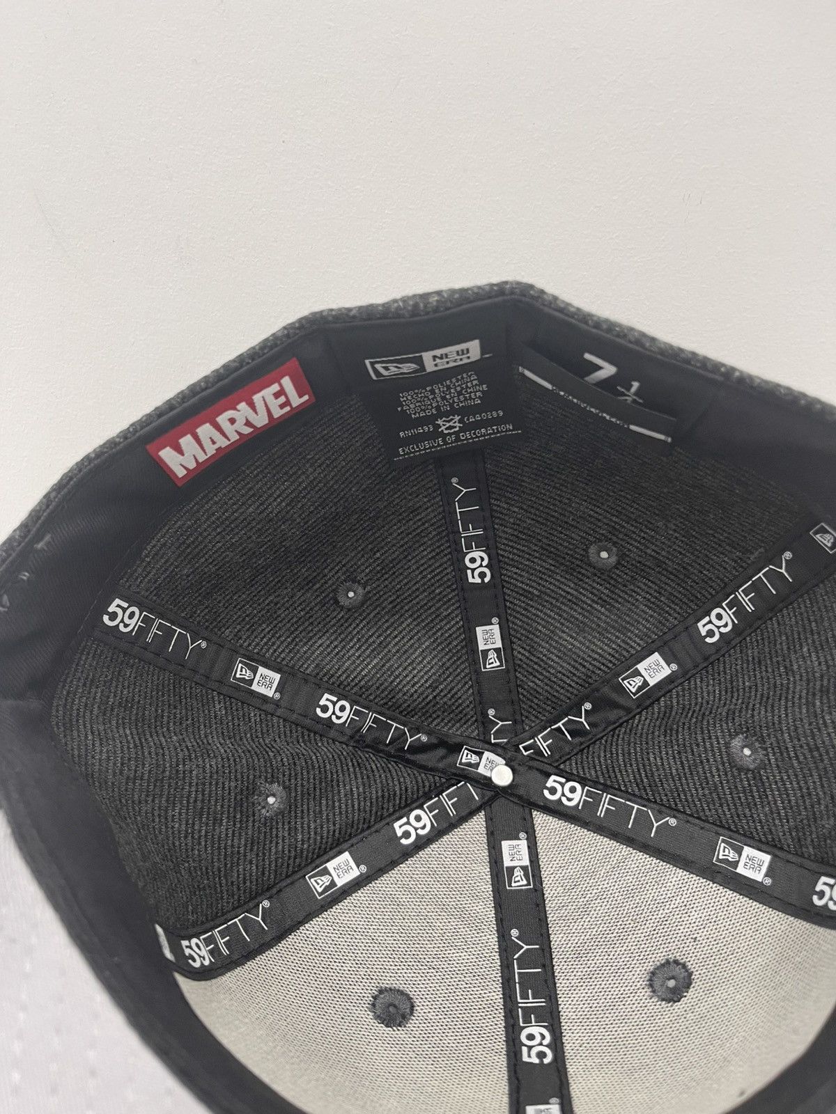 New Era Marvel Universe The Punisher New Era Fitted Cap Hat 7 1/4 Size ONE SIZE - 5 Thumbnail