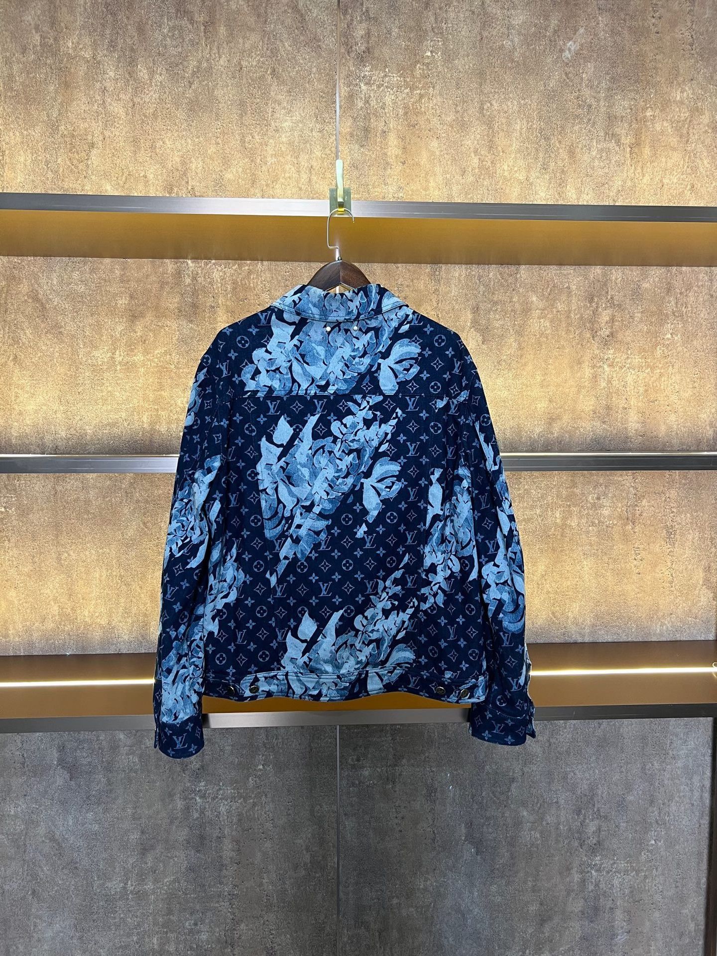 Louis Vuitton LV All-Over Print Denim Jacket Size US L / EU 52-54 / 3 - 2 Thumbnail