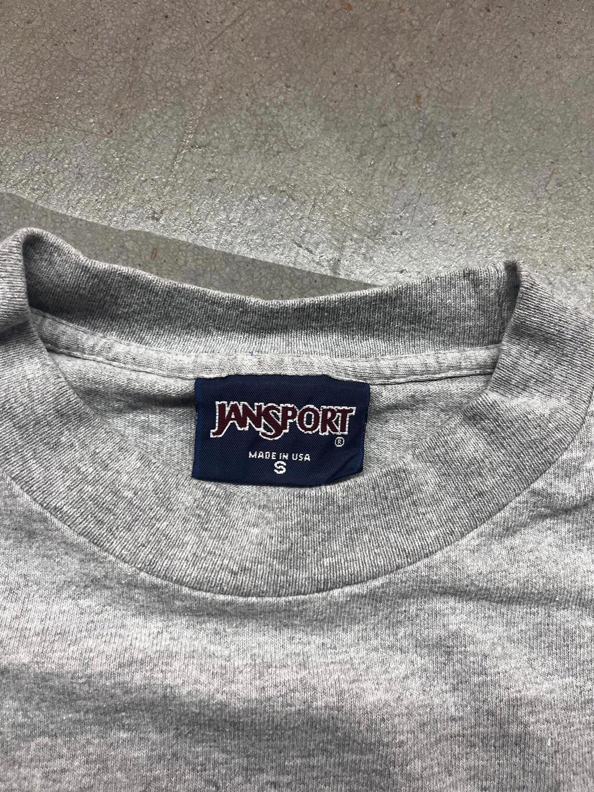 Jansport Vintage 90s Made in USA JanSport University of Iowa Tshirt S Size US S / EU 44-46 / 1 - 3 Thumbnail