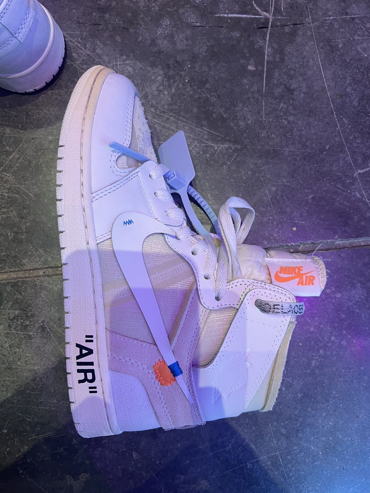 Jordan Brand × Nike 0ff-White Jordan 1 euro Size US 8.5 / EU 41-42 - 9 Thumbnail