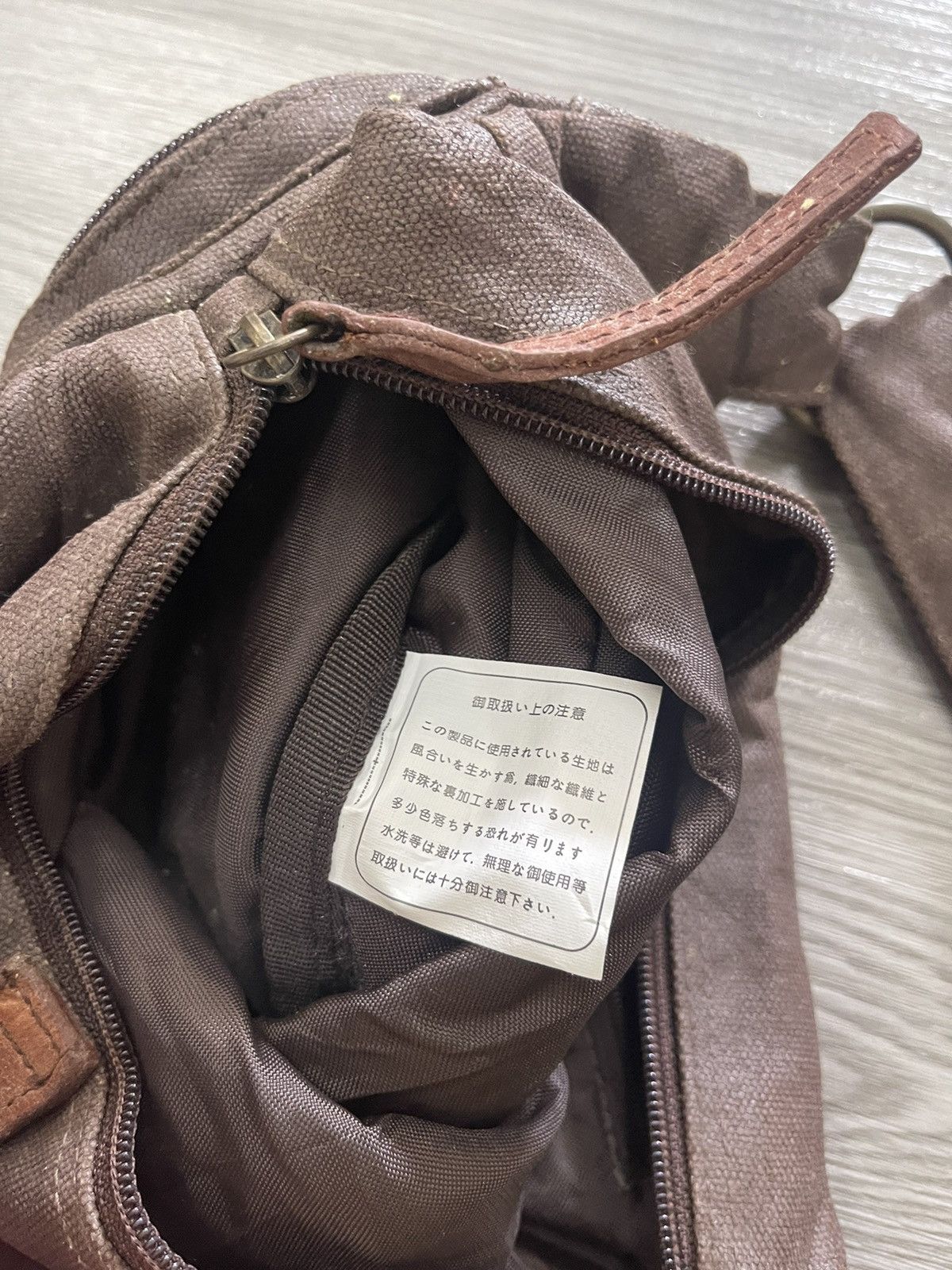Japanese Brand × RAGEBLUE Rageblue multi compartment waxed crossbody bag Size ONE SIZE - 14 Thumbnail