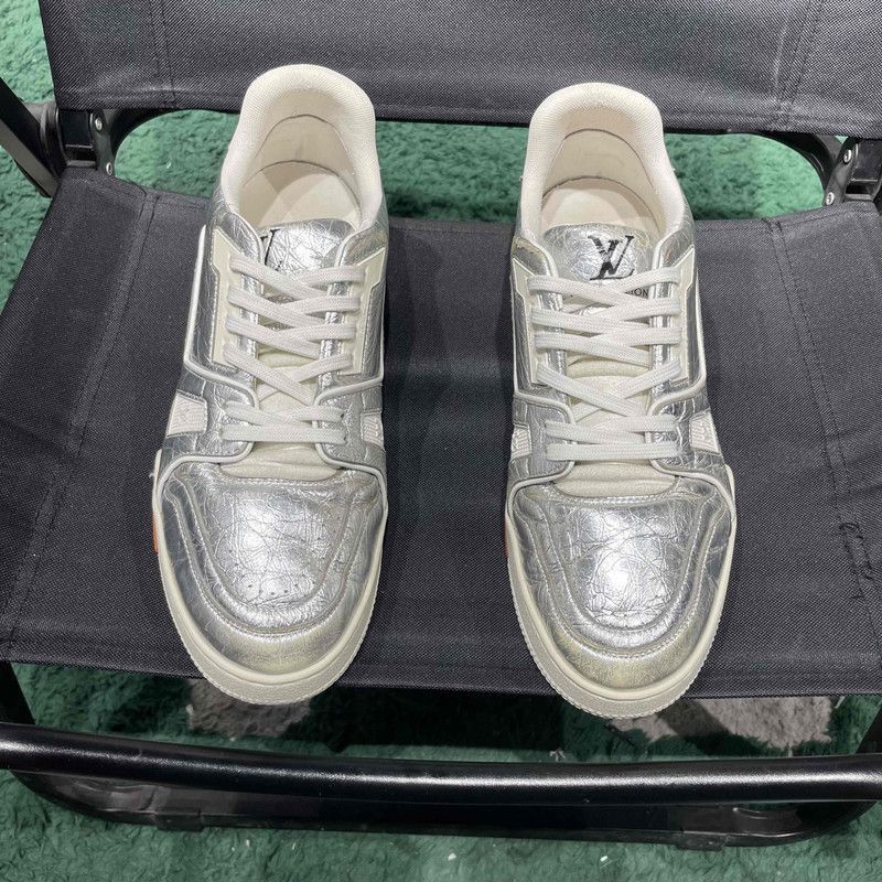 Louis Vuitton Louis Vuitton Metallic Trainer Low Top Sneakers -2508 Size US 8.5 / EU 41-42 - 1 Thumbnail