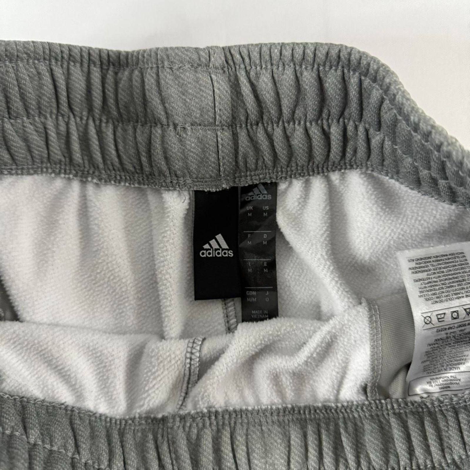 Adidas Adidas Grey Track Pants Sportswear Joggers Size Medium Size US 33 - 3 Thumbnail