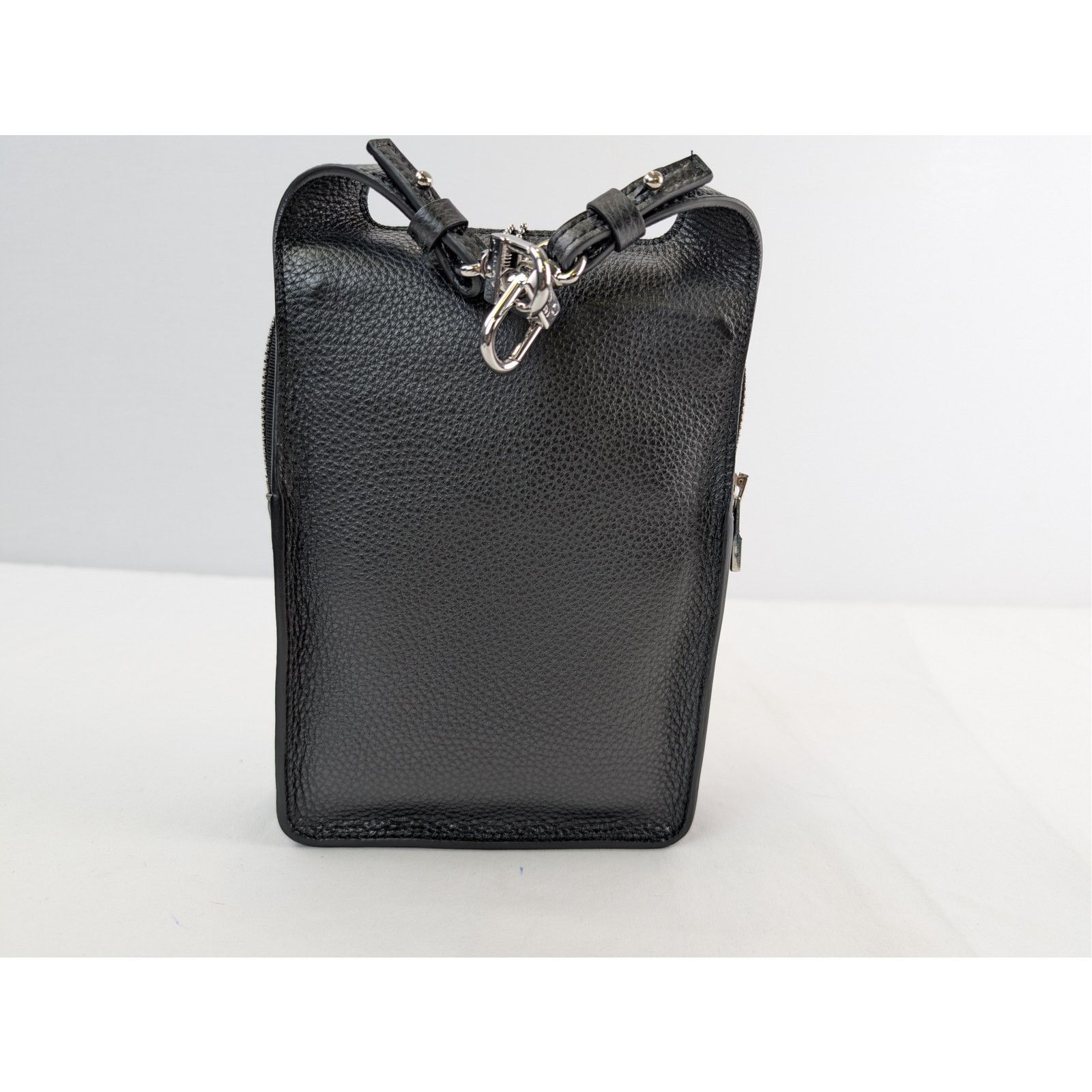 Amiri o1rshd1 Size: OS / Pebbled Napa Hip Pouch Bag in Black Size ONE SIZE - 13 Thumbnail