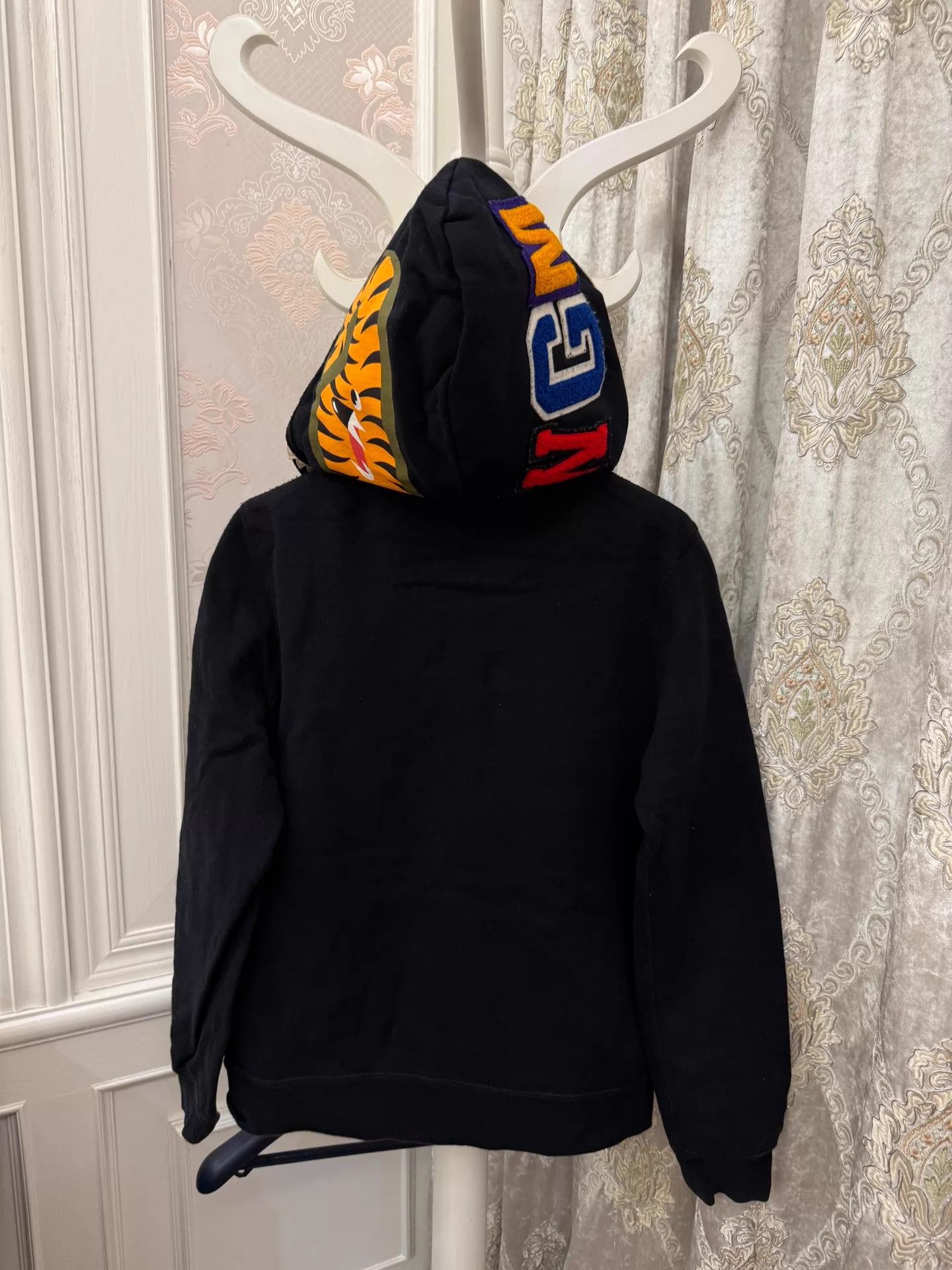 Bape BAPE Iconic Black Jacket S Hong Kong Authentic Size S / US 4 / IT 40 - 2 Thumbnail