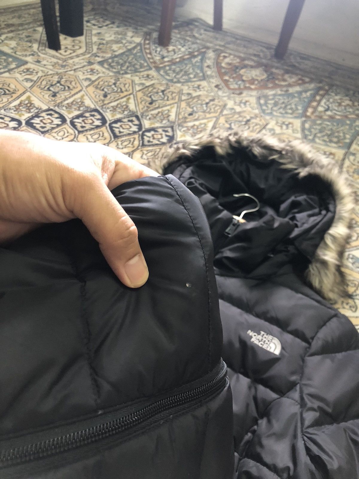 The North Face The North Face Gotham 550 Puffer Jacket With Fur Hoodie Size M / US 6-8 / IT 42-44 - 14 Thumbnail