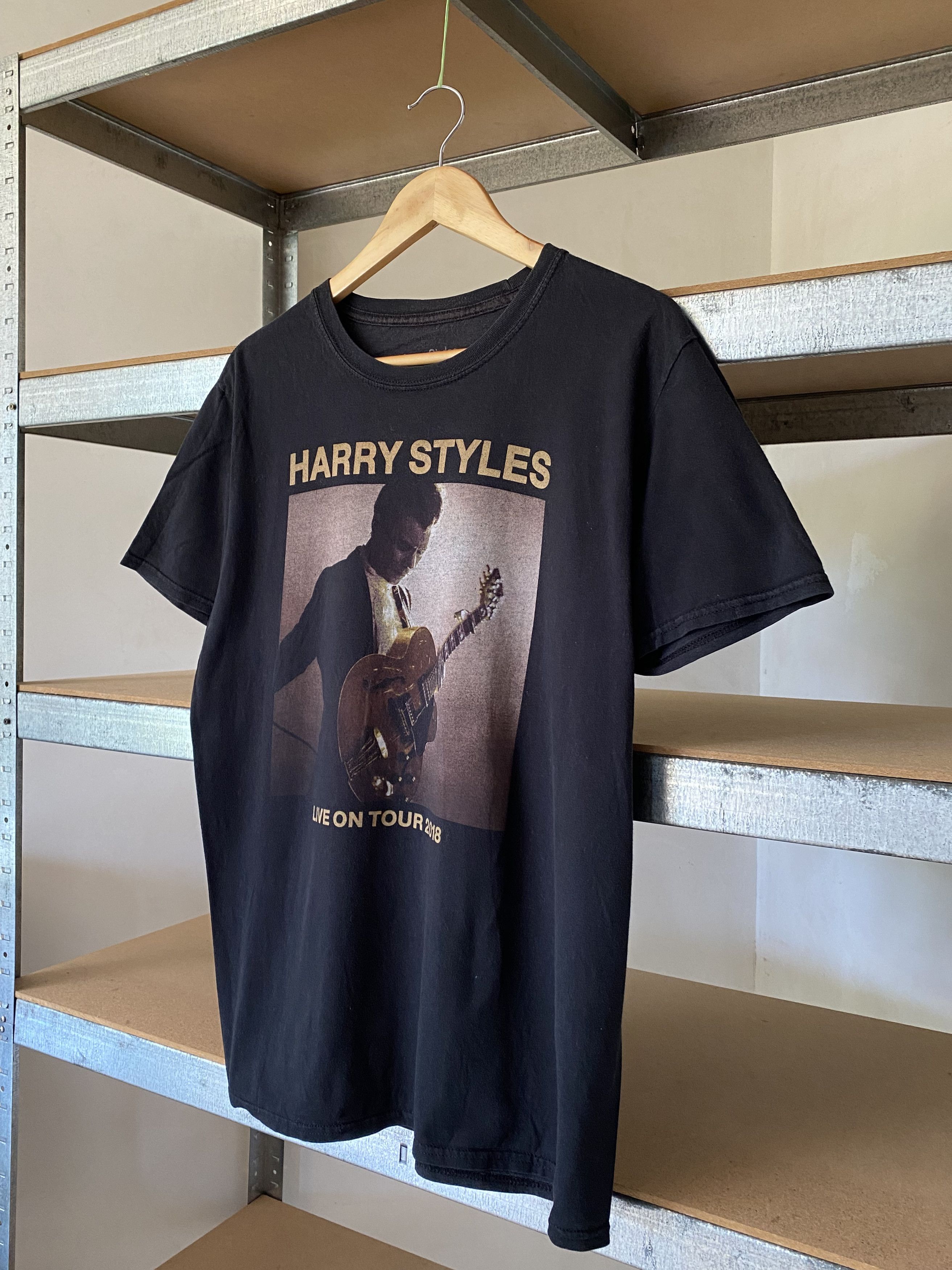 Band Tees × Vintage Vintage 2018 Harry Styles Live On Tour T-shirt Size US L / EU 52-54 / 3 - 6 Thumbnail