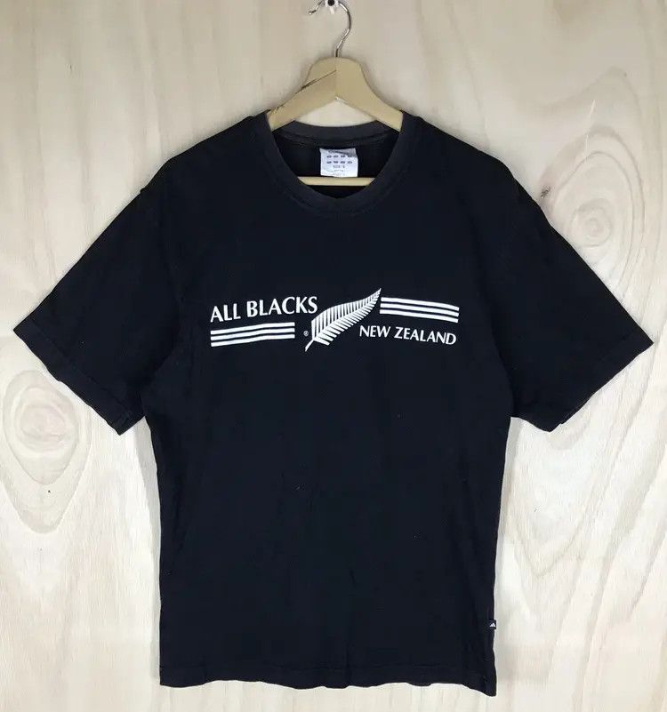 Adidas Vintage Y2K Adidas All Black Tshirts Size US S / EU 44-46 / 1 - 1 Thumbnail