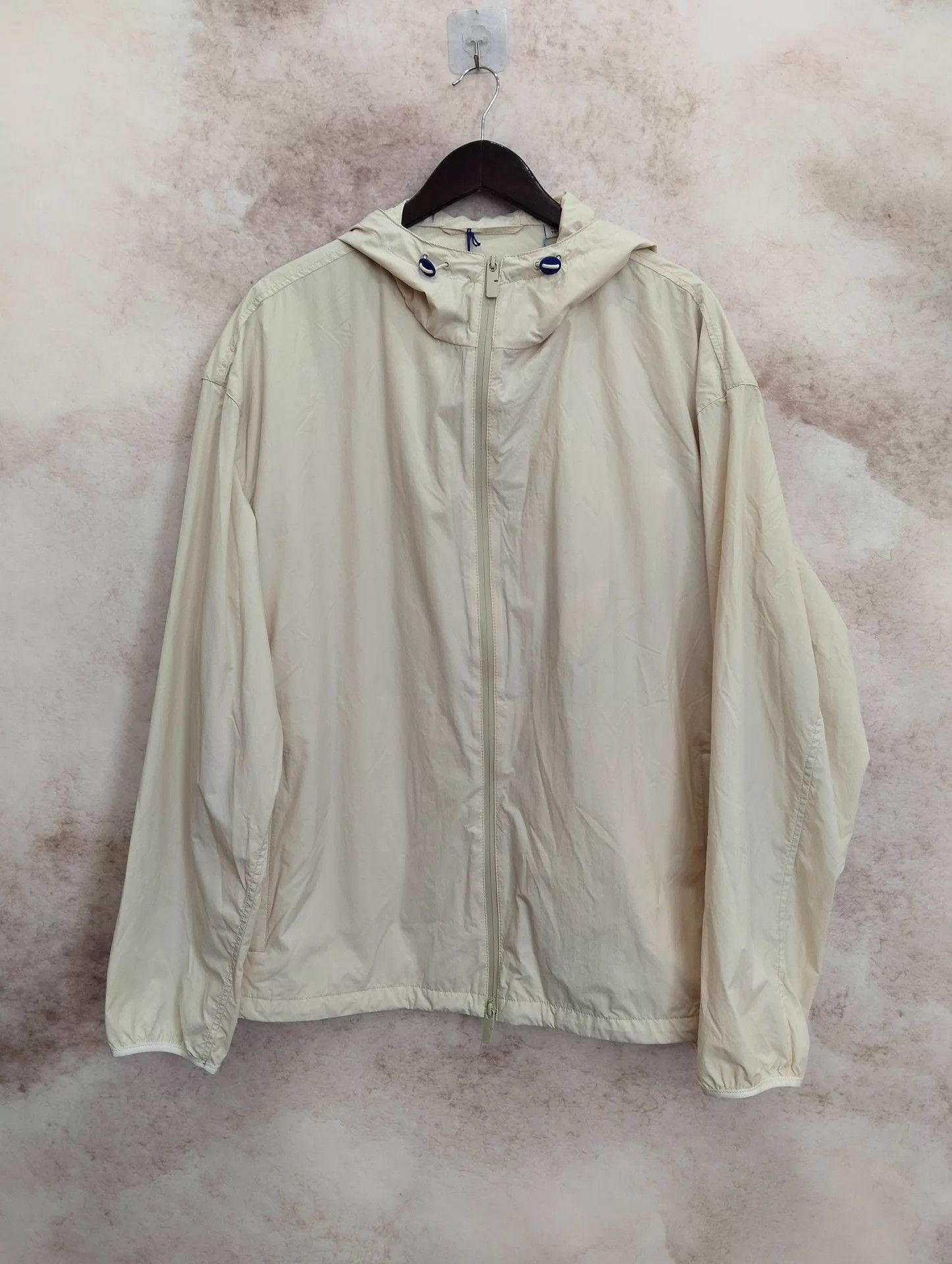 Burberry Burberry Solid Beige Hooded Zip-Up Jacket XL Size XL / US 12-14 / IT 48-50 - 1 Thumbnail