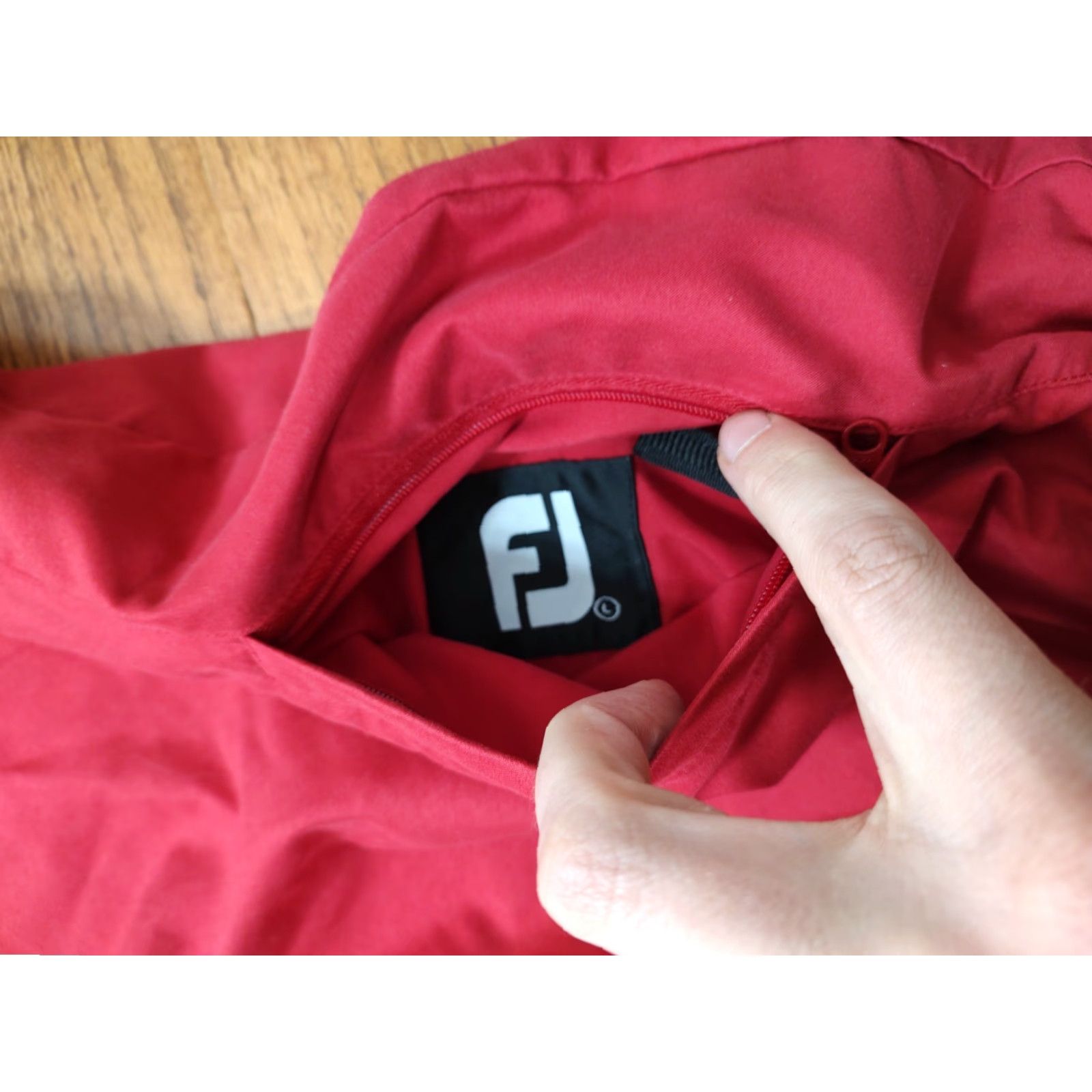 Footjoy VINTAGE Footjoy Windbreaker Mens Pullover Jacket 1/4 Zip Red Striped Logo 52 Chest Regular Large L Mens Sports Outdoor Golf Running & Jogging Size US L / EU 52-54 / 3 - 6 Thumbnail