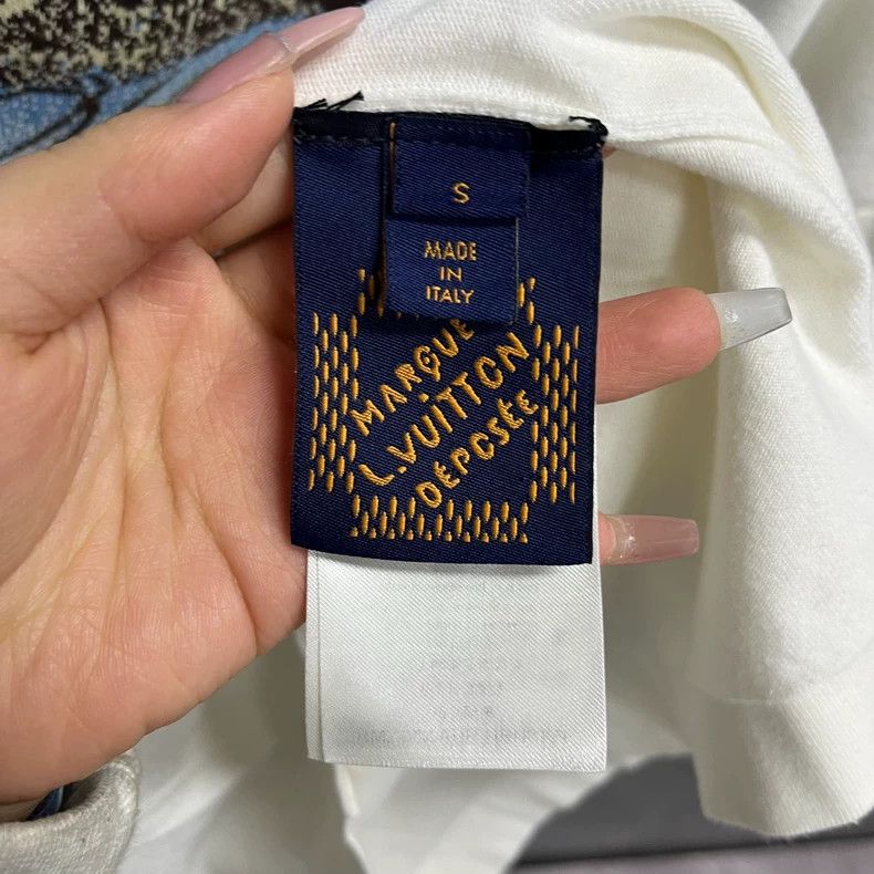 Louis Vuitton Louis Vuitton 24 new white monogrammed printed crew neck p Size US S / EU 44-46 / 1 - 4 Thumbnail