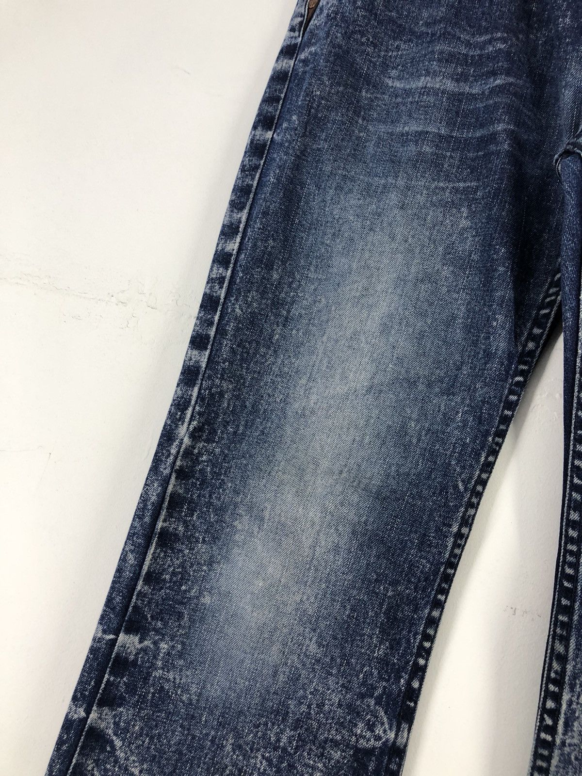 Japanese Brand Japanese Brand Chil Deric ll Distressed Faded Blue Jeans Size US 32 / EU 48 - 12 Thumbnail