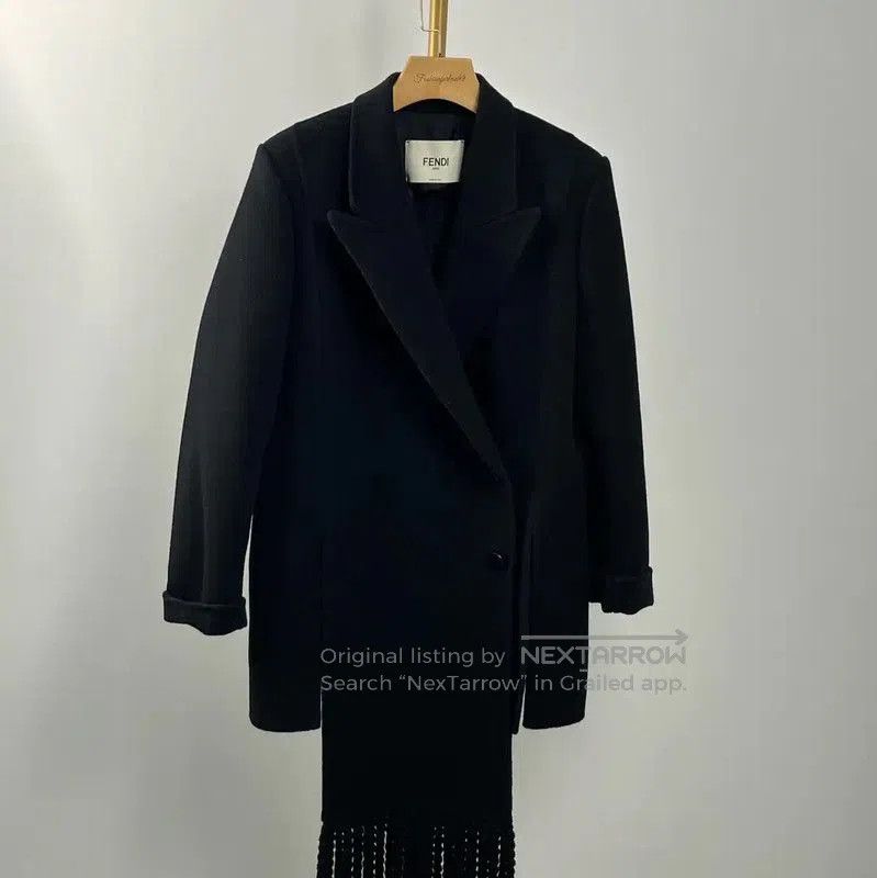 Fendi Fendi Black Wool Women's Coat Size L . Size L / US 10 / IT 46 - 1 Thumbnail