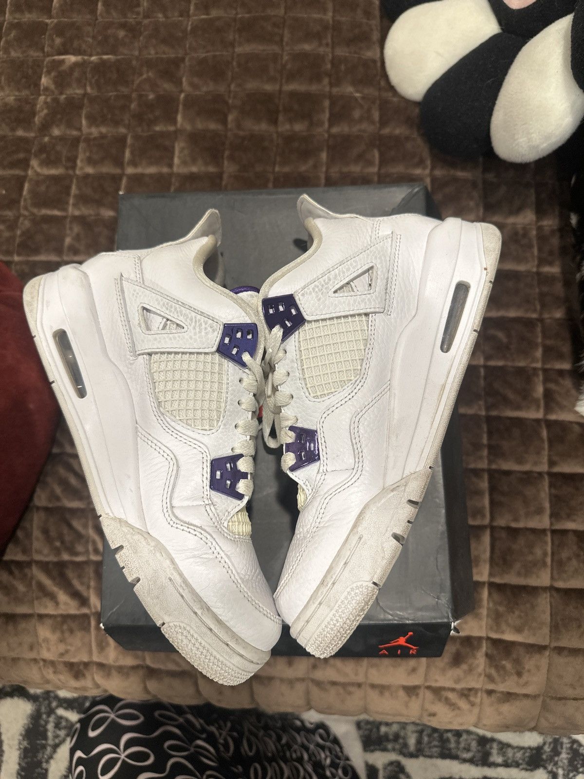 Nike Metallic 4’s Size US 7 / EU 40 - 8 Thumbnail