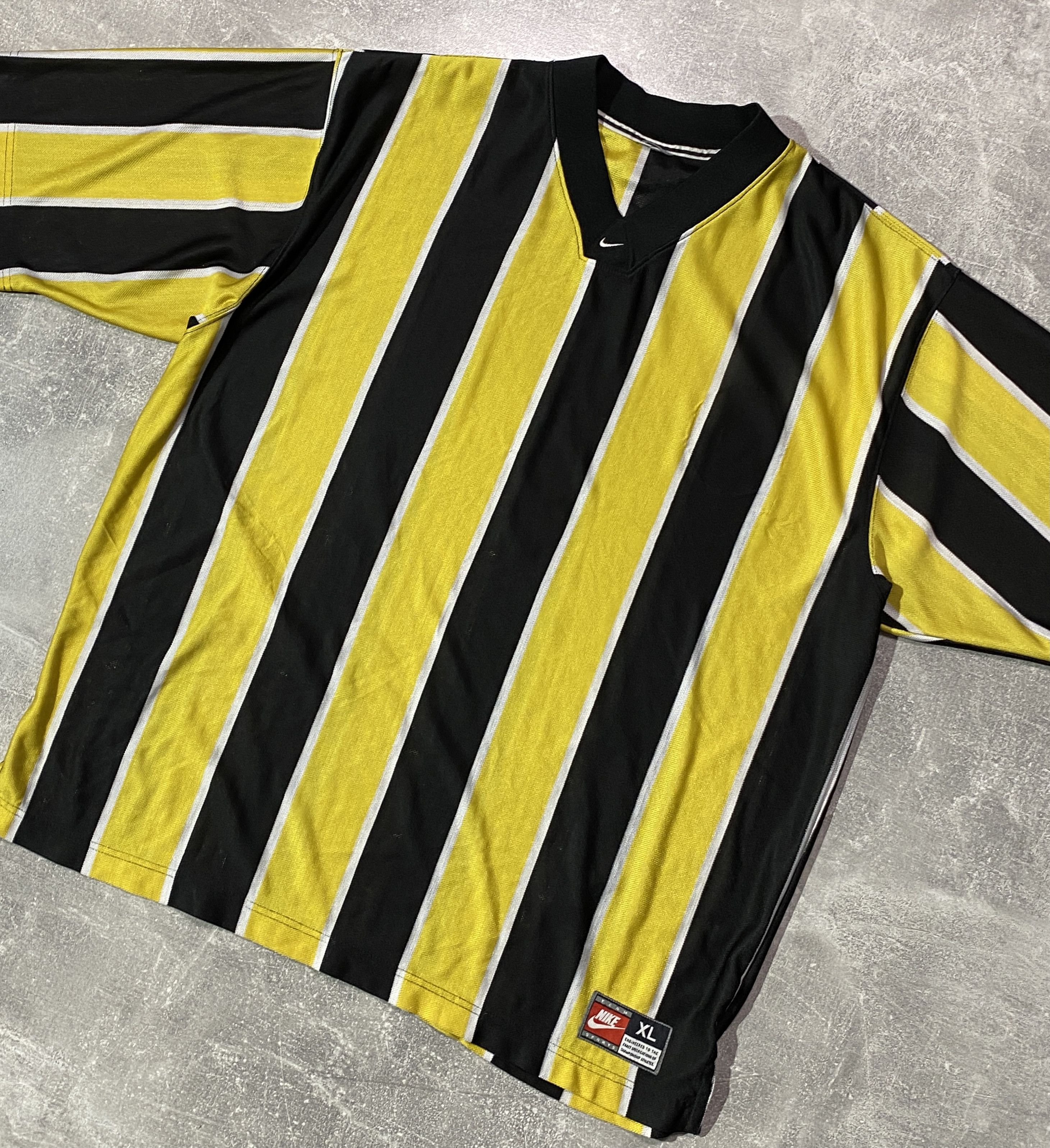 Nike Vintage 90s Nike Center Swoosh V Neck Hockey Jersey Size US XL / EU 56 / 4 - 1 Thumbnail