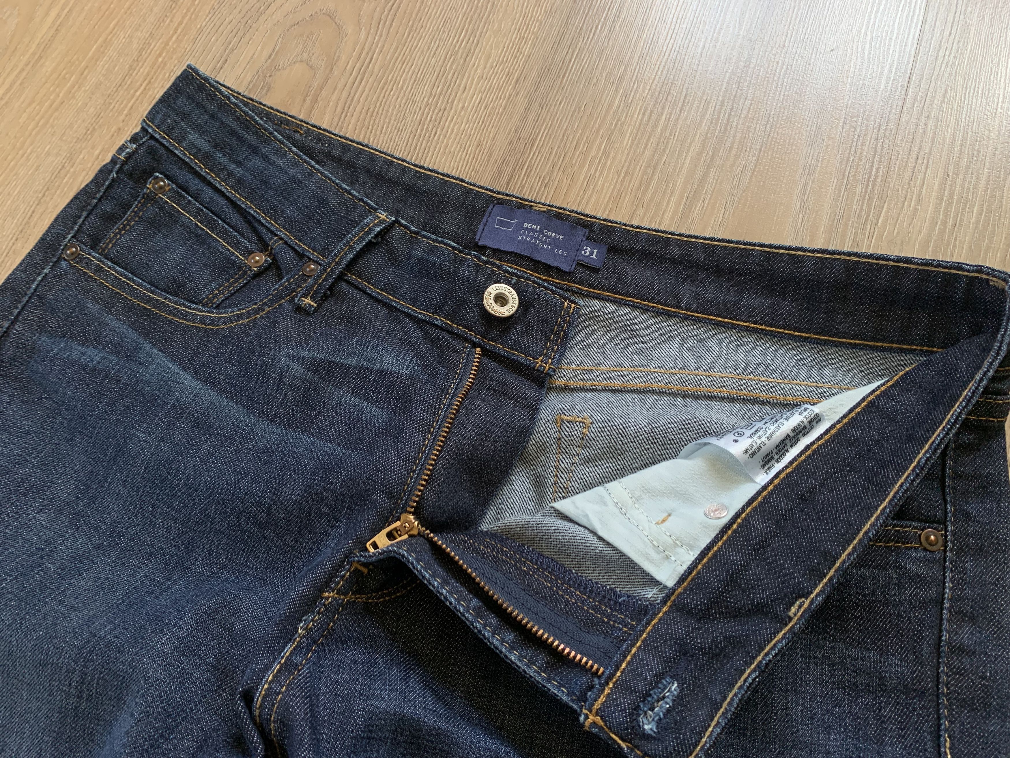 Levi's × Levi's Vintage Clothing Levis Women’s Demi Curve Classic Straight Leg Jeans Size 31" - 5 Thumbnail