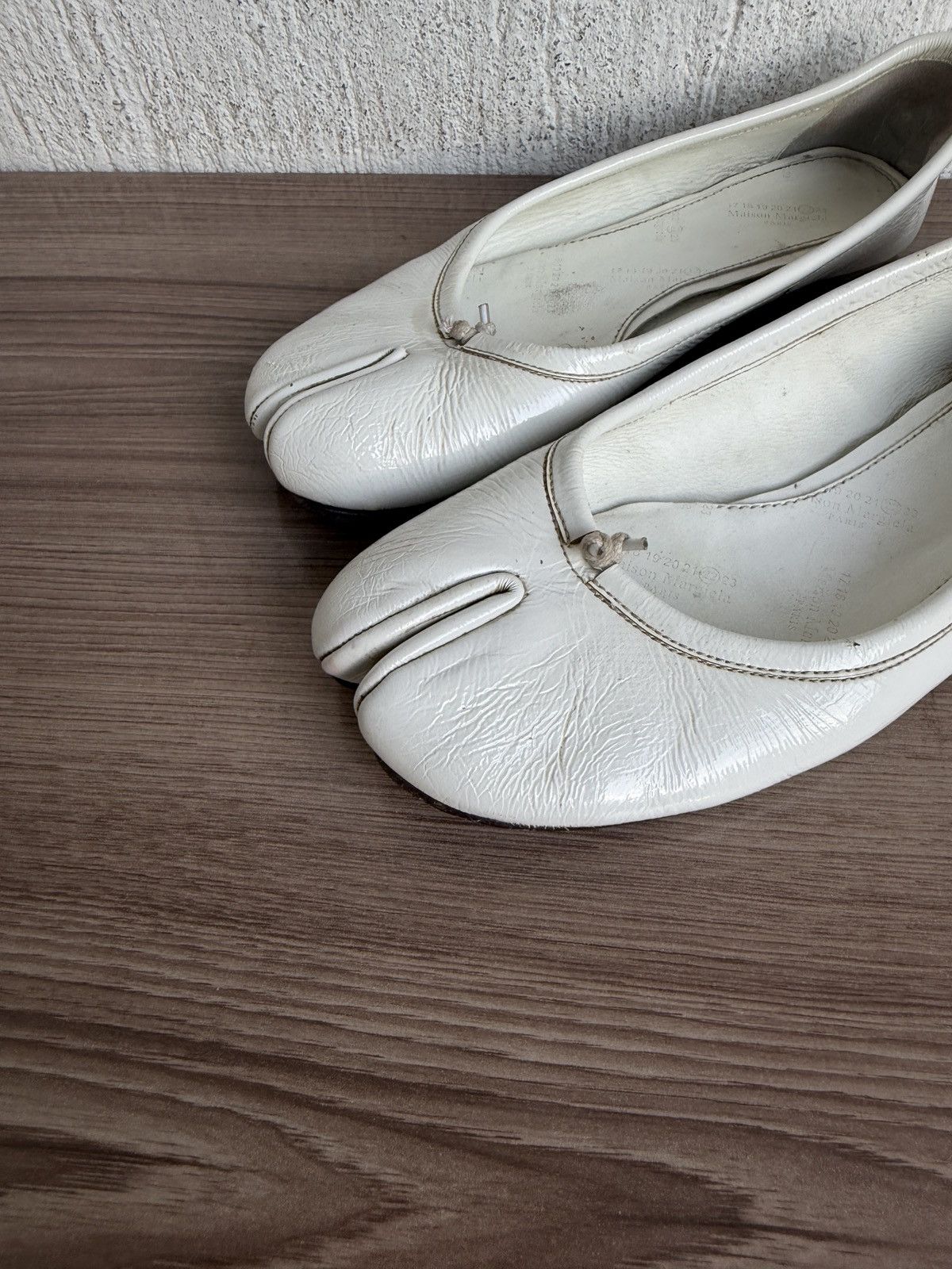 Maison Margiela Tabi ballet patent leather flats Size US 6 / IT 36 - 4 Thumbnail
