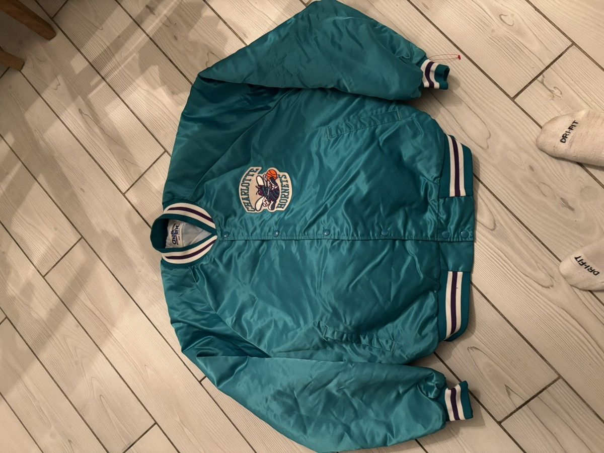 Vintage Rare Vintage 90s Charlotte Hornets Chalk Line All Over Print Size US XL / EU 56 / 4 - 1 Thumbnail