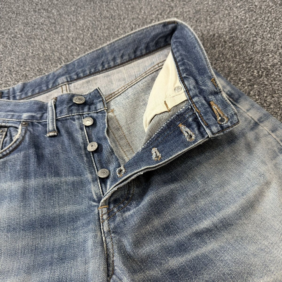 Edwin Vintage 90s Distressed Heavy Faded Wash Japanese Denim Jeans Size US 29 - 15 Thumbnail