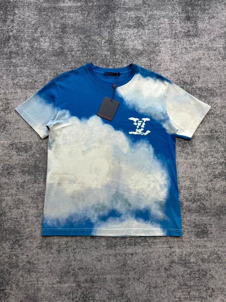 Louis Vuitton Louis Vuitton Blue Sky and White Cloud Short Sleeve Size US S / EU 44-46 / 1 - 1 Thumbnail
