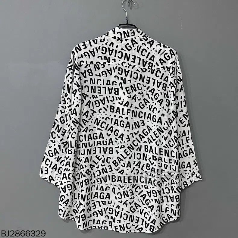 Balenciaga Balenciaga Full Barrage Print Shirt Size XS / US 0-2 / IT 36-38 - 3 Thumbnail