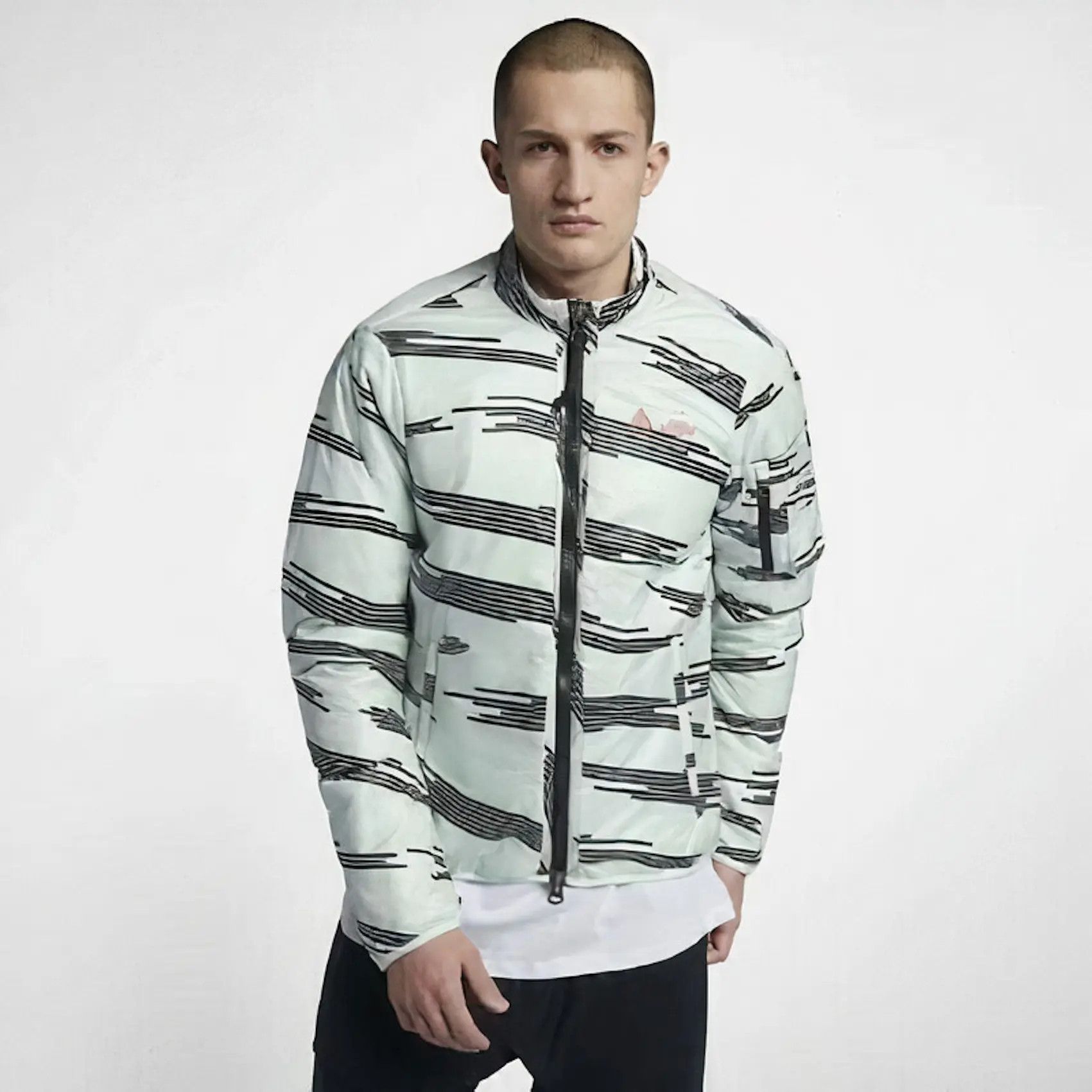 Nike ACG Nike Errolson Hugh X NikeLab ACG Detachable Bomber Jacket L Size US L / EU 52-54 / 3 - 1 Thumbnail