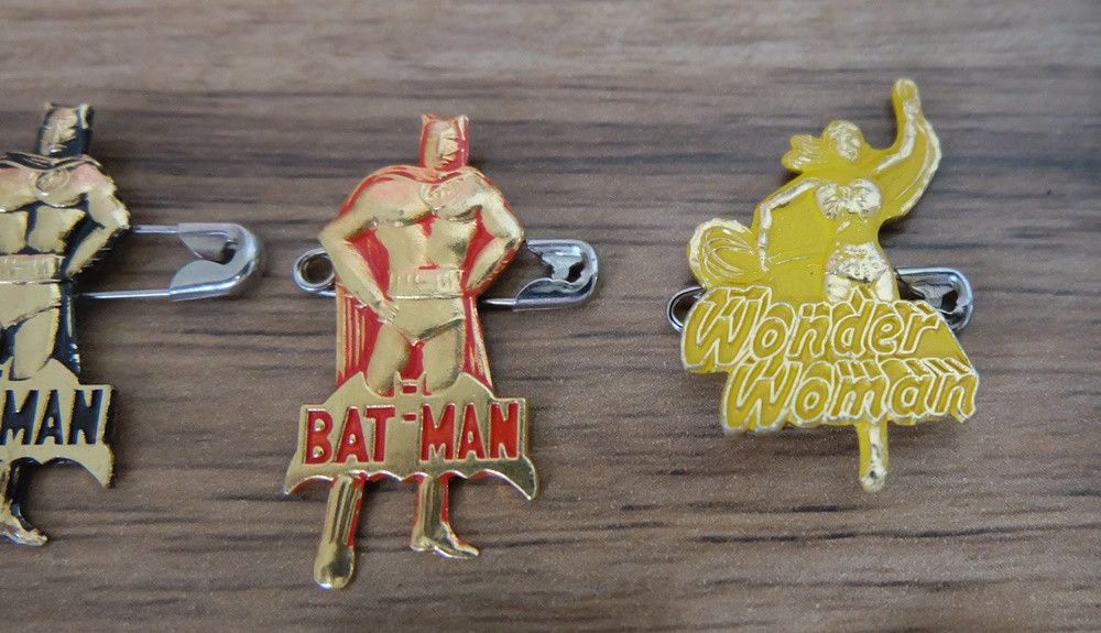 DC Comics DC Comics Pin Set (1979s) Size ONE SIZE - 4 Thumbnail