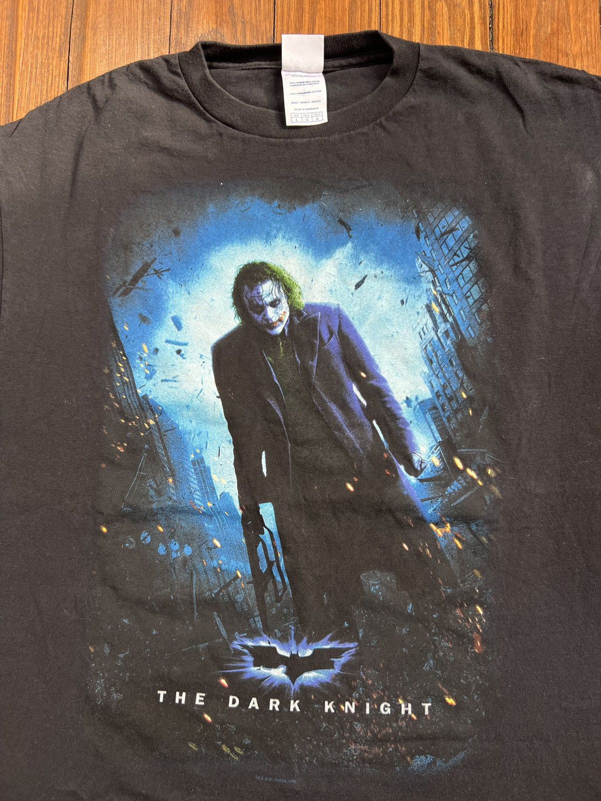 Batman Dark Knight Movie Promo Shirt Mens Large Joker 2024 Heath Ledger Flaws Faded