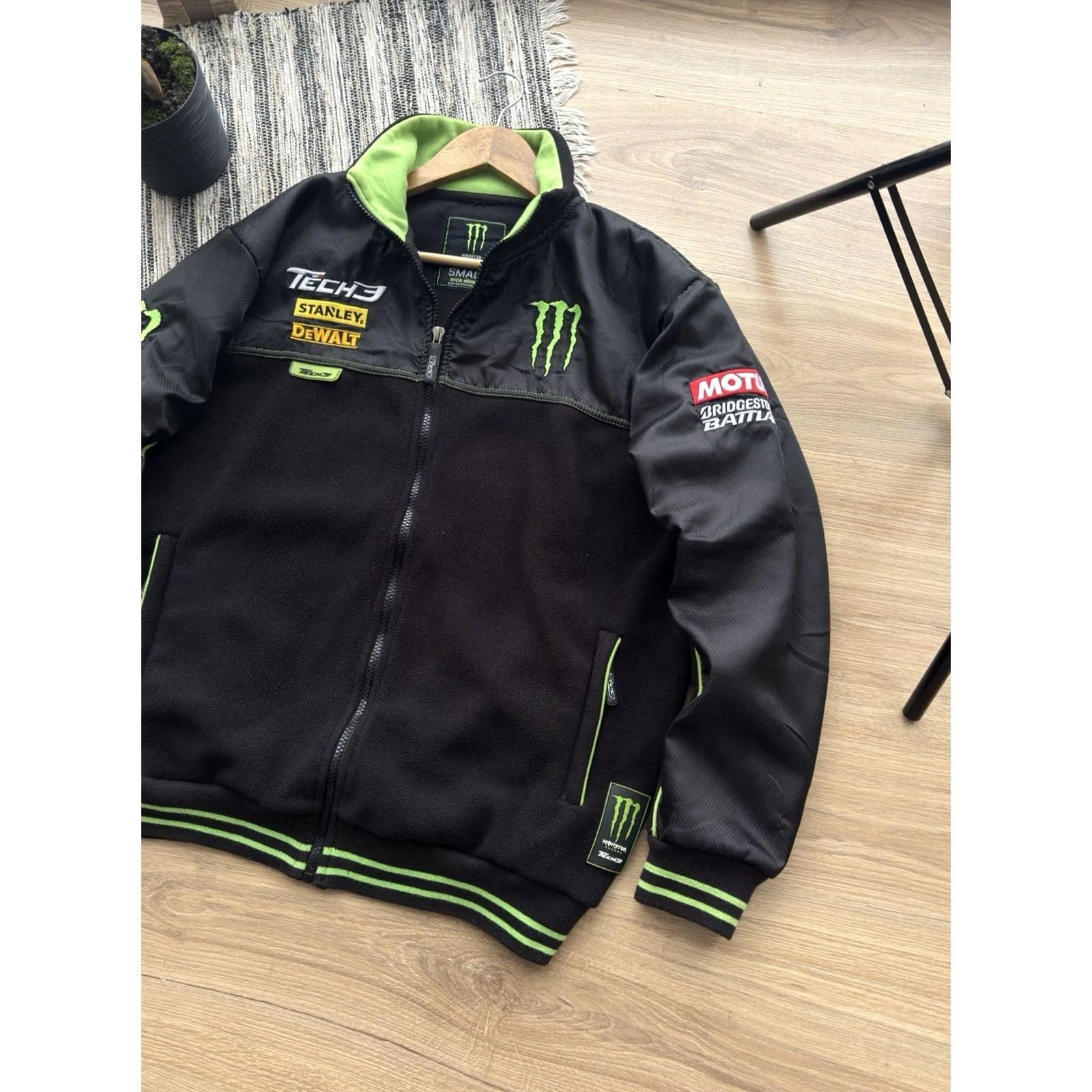 Vintage VINTAGE Monster Energy Jacket Men S Racing MotoGP Fleece Zip Windbreaker Black 90s Cars"} Size US S / EU 44-46 / 1 - 6 Thumbnail