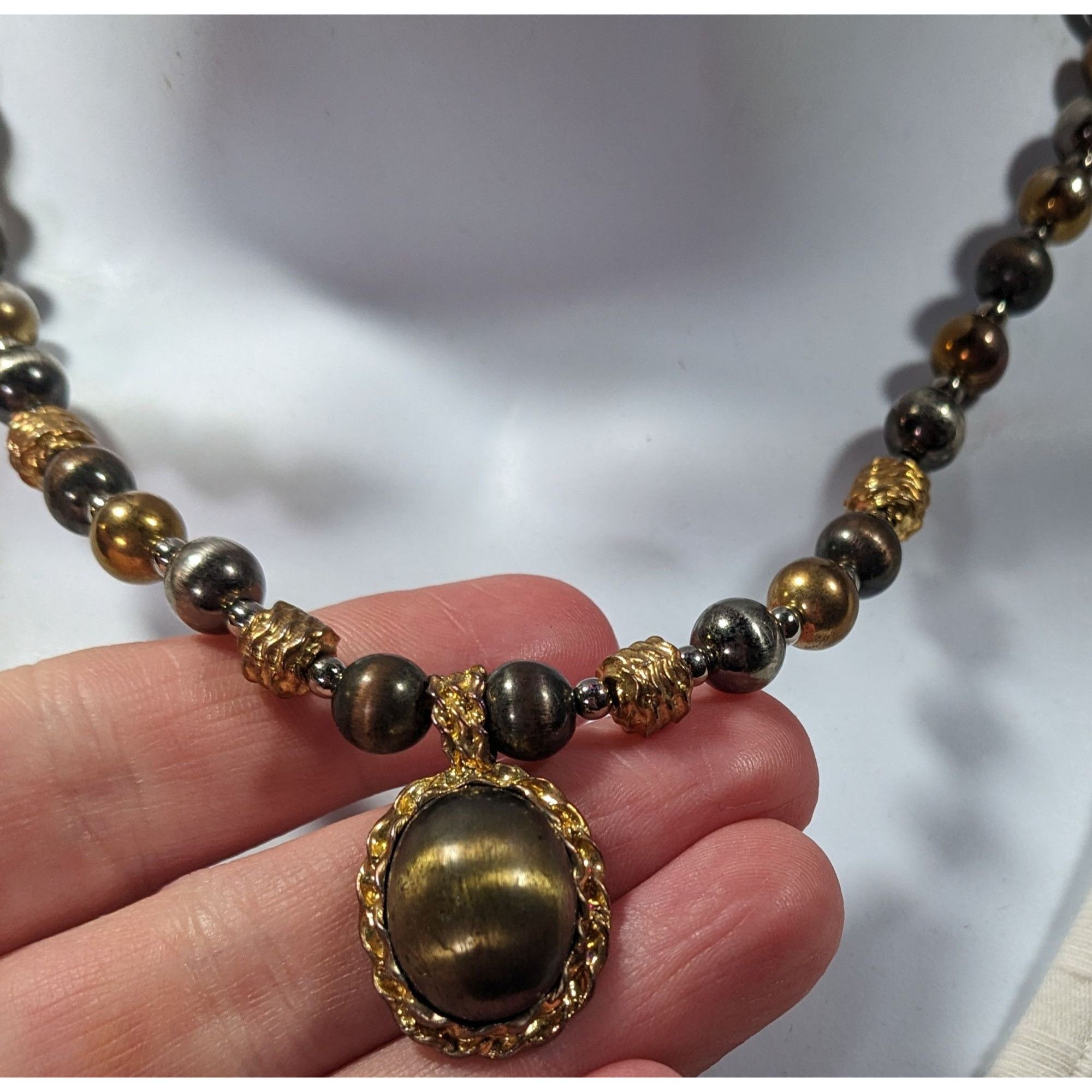 Other Vintage Gold And Silver Beaded Pendant Necklace Size ONE SIZE - 9 Thumbnail
