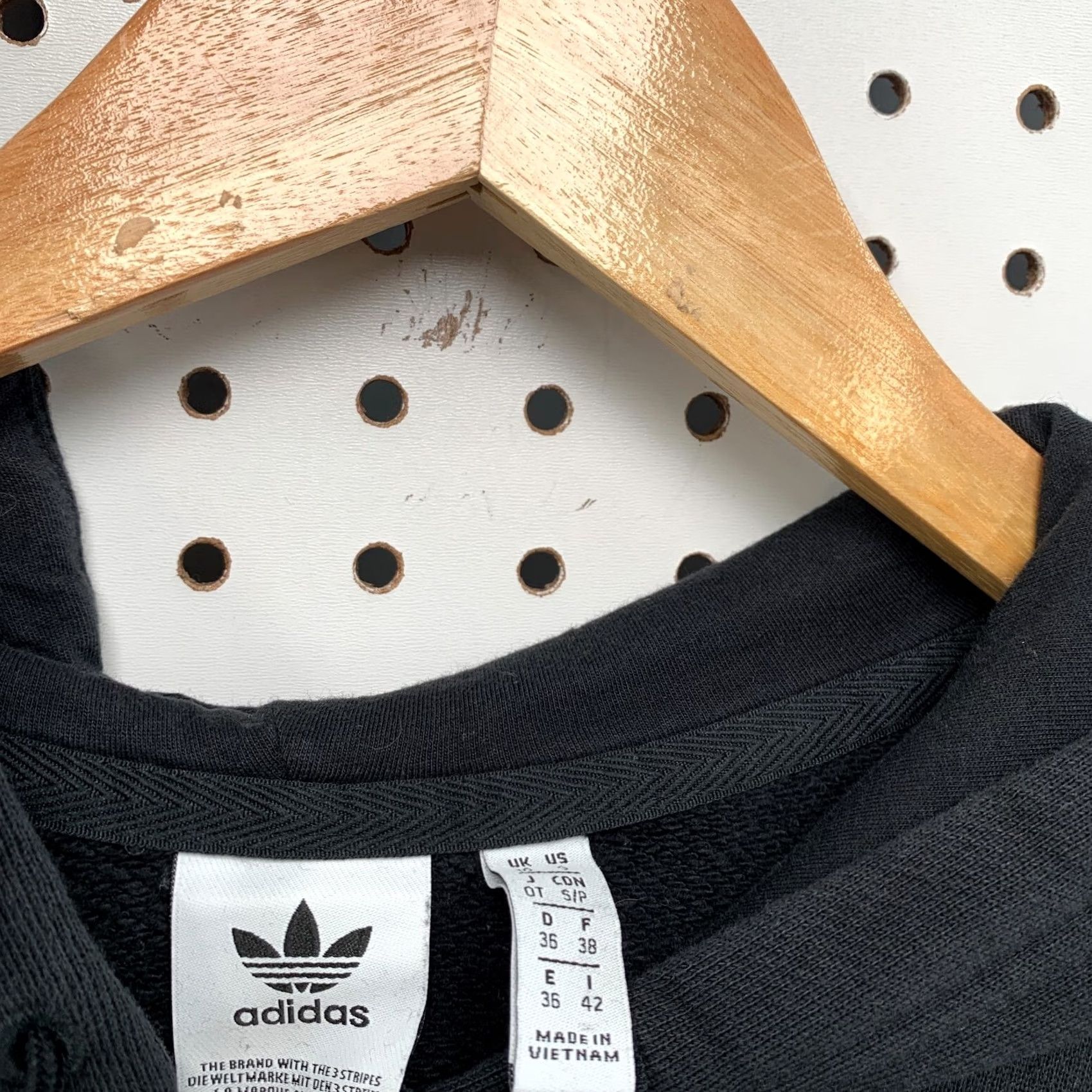 Adidas Adidas Originals Hooded Sweatshirt Black White Trefoil Logo Womens Small XS? Size S / US 4 / IT 40 - 7 Thumbnail